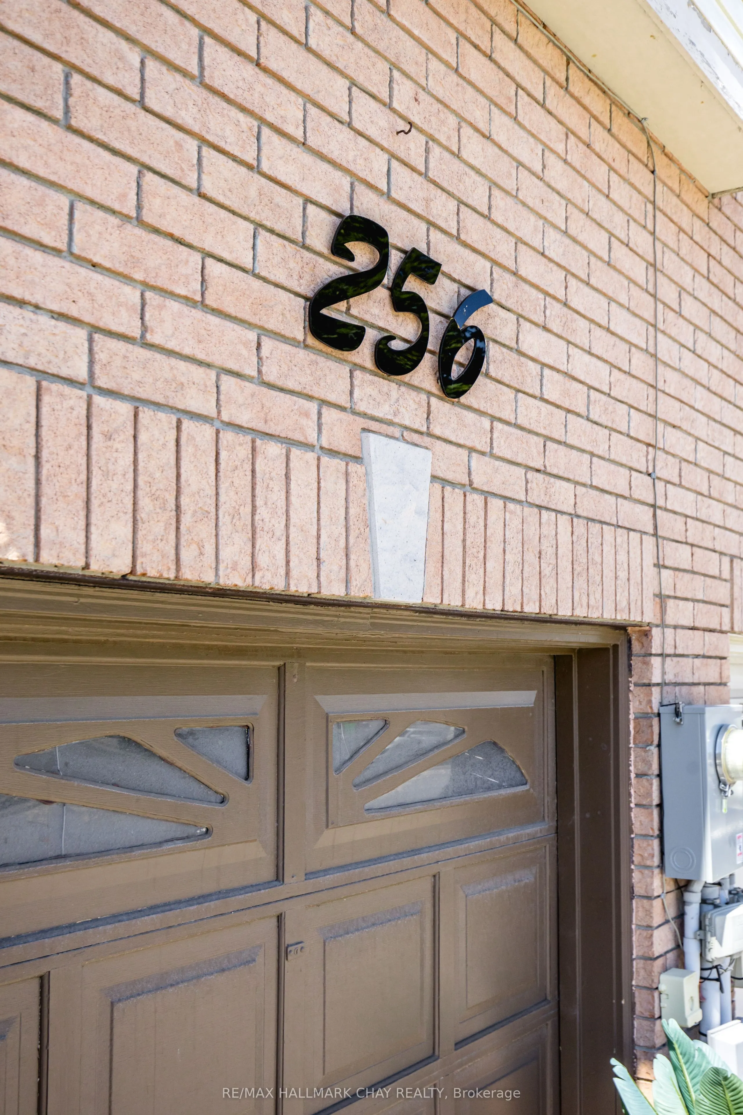 256 Ferndale Drive S