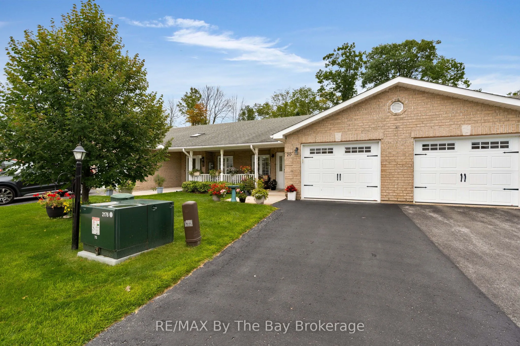 29 MEADOW Lane