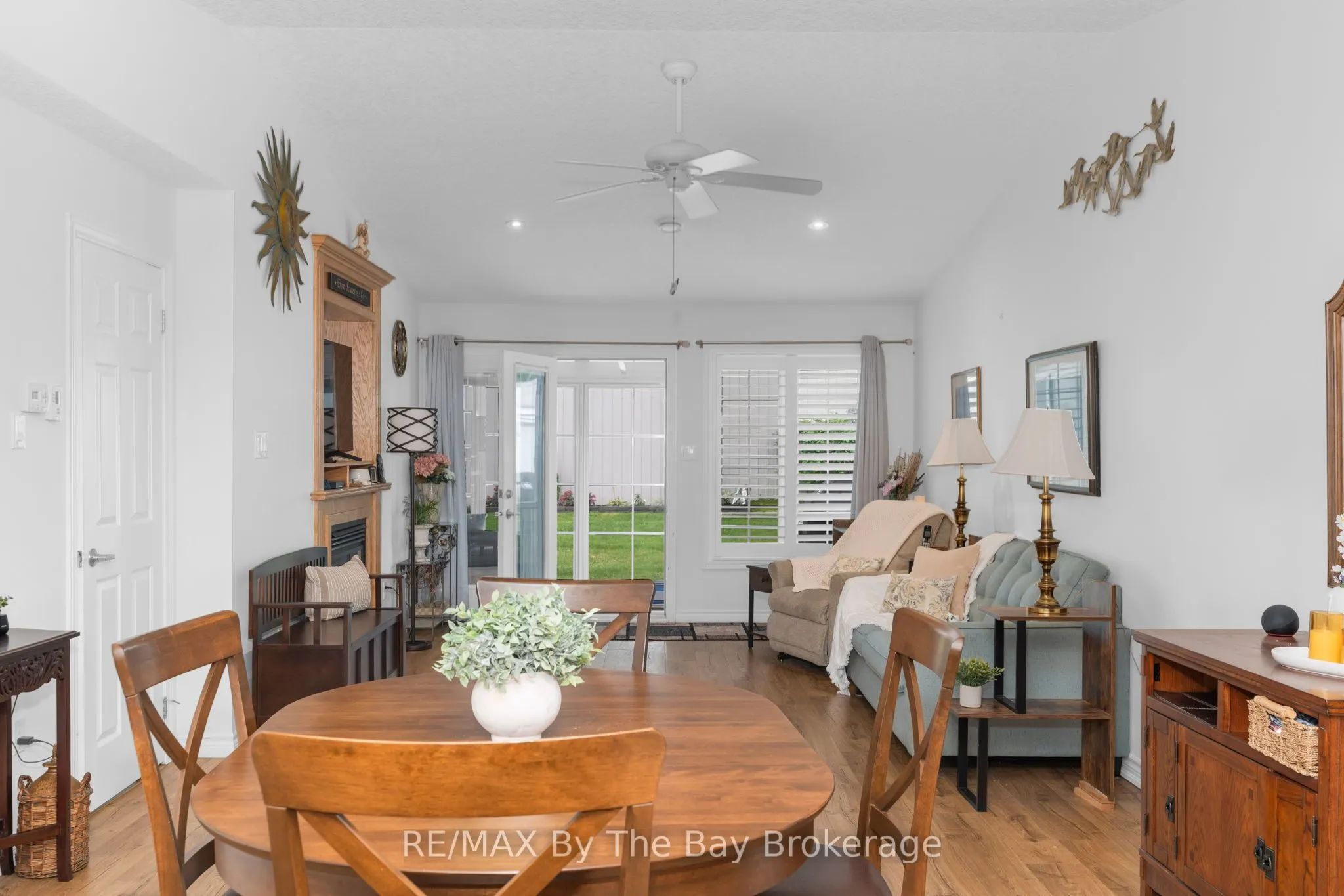 29 MEADOW Lane