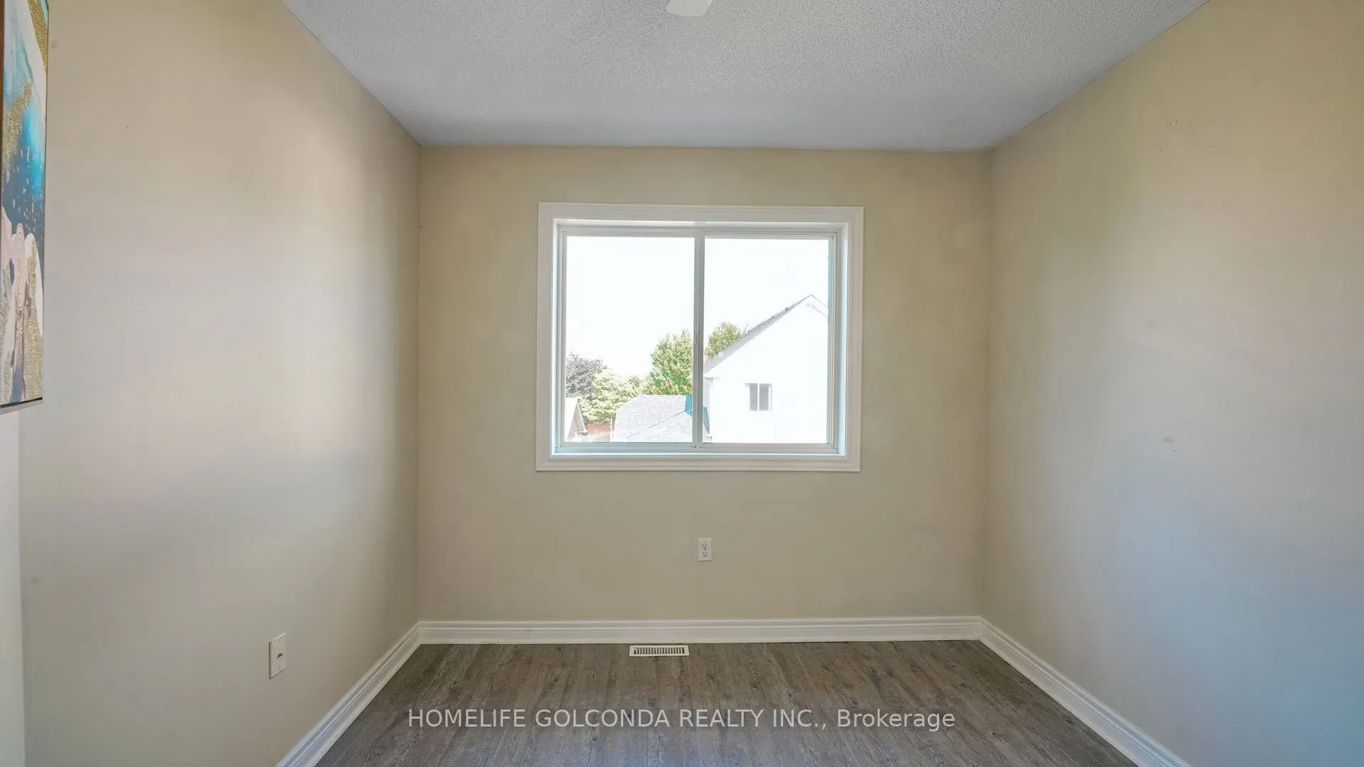 21 Bentley Crescent