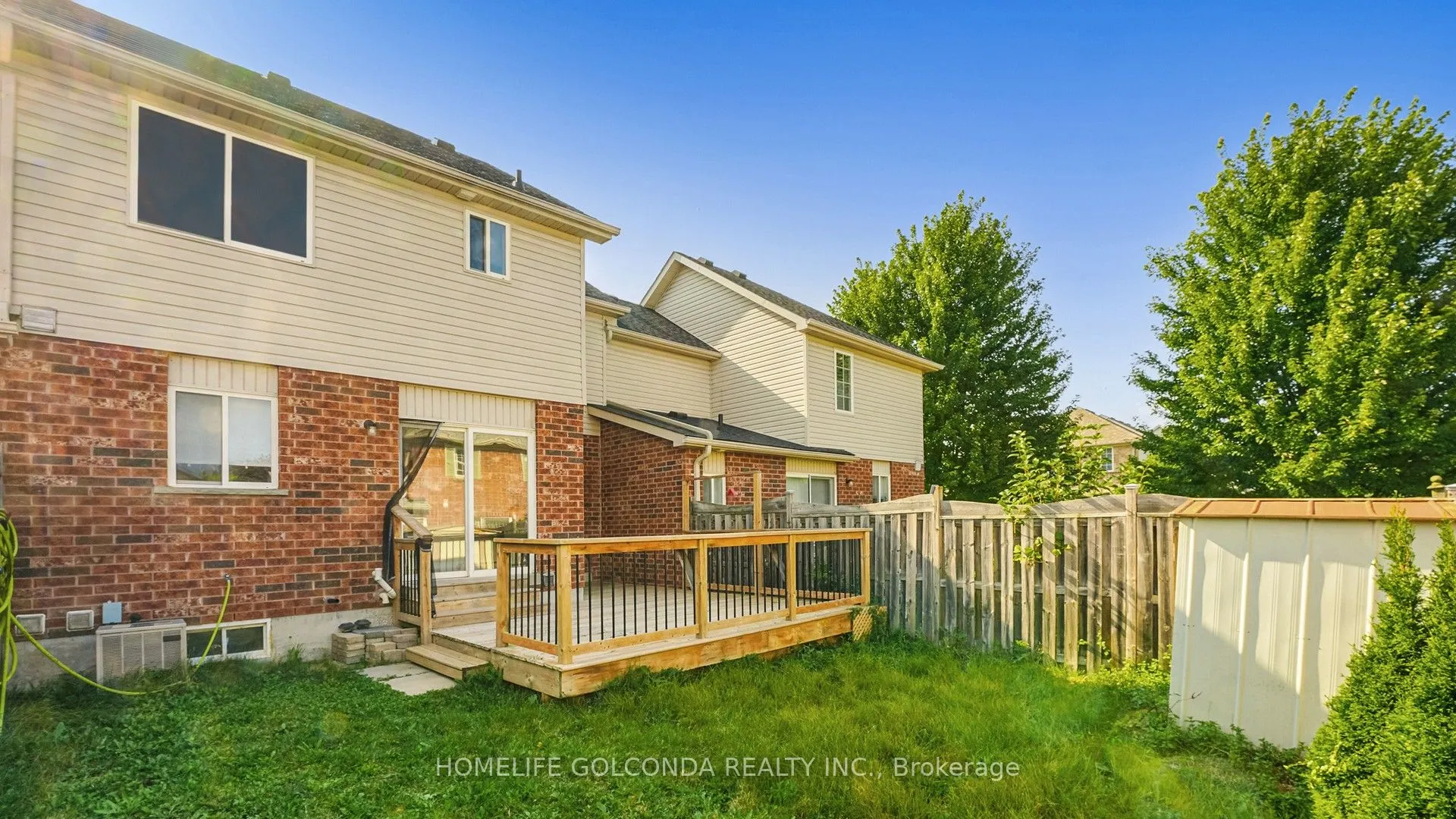 21 Bentley Crescent
