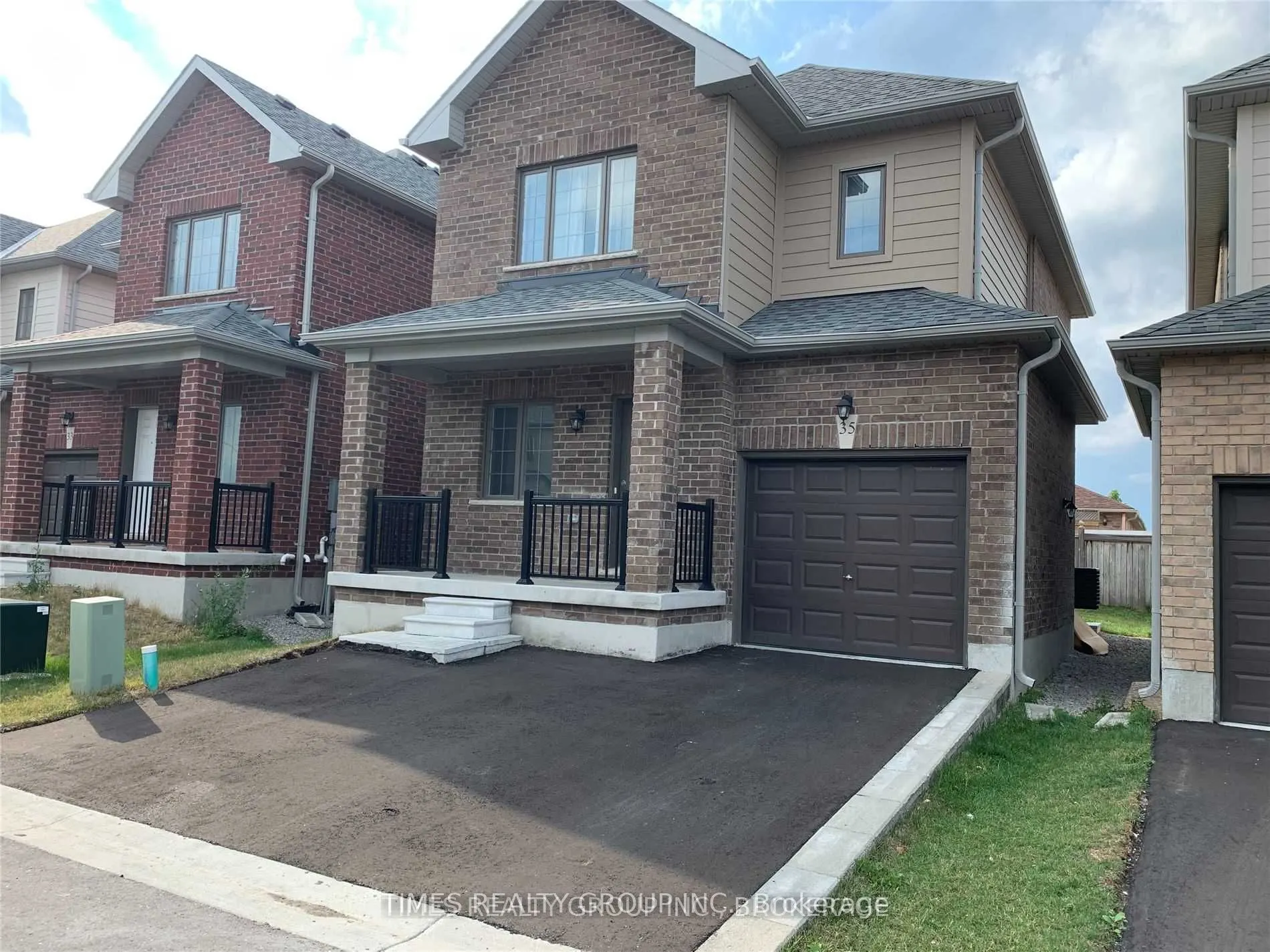 35 Bedford Estates Crescent