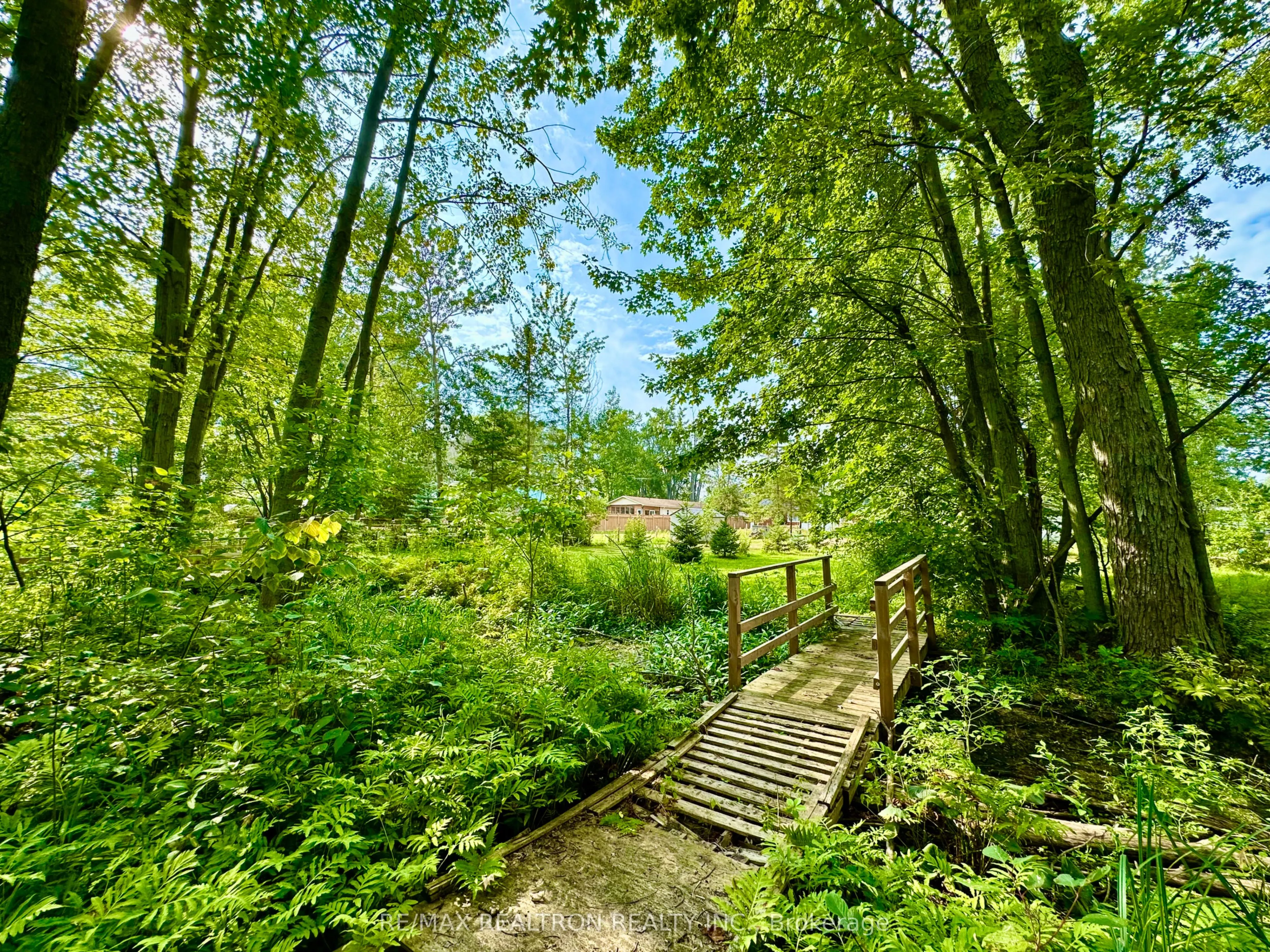 2763 Maple Trail