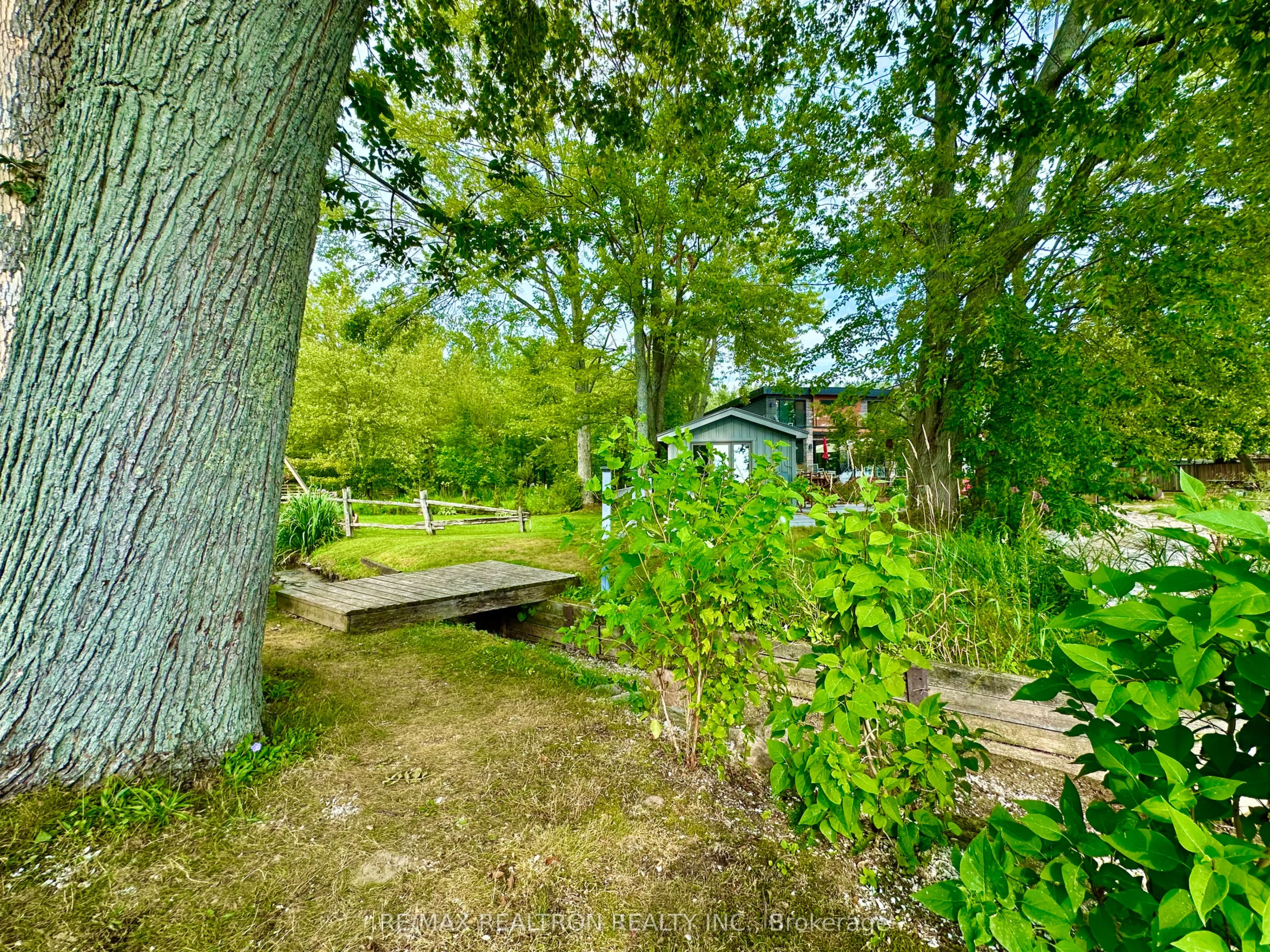 2763 Maple Trail