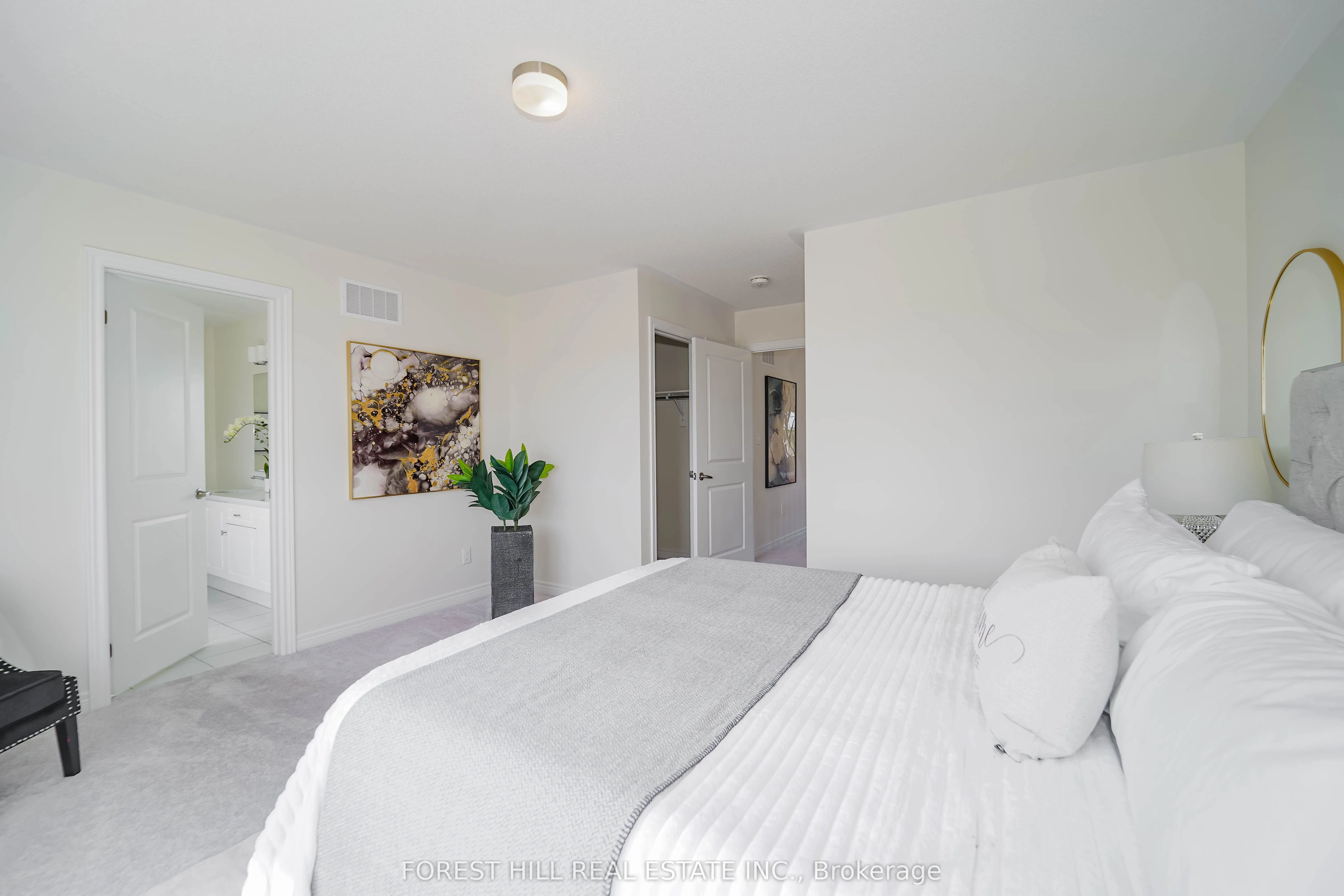 29 Kingsbury Trail