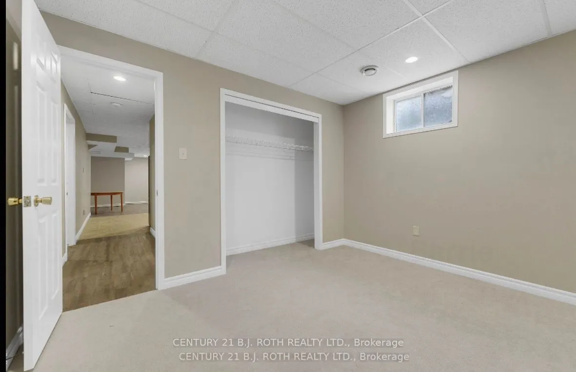 361 GEORGIAN Drive, #LOWER