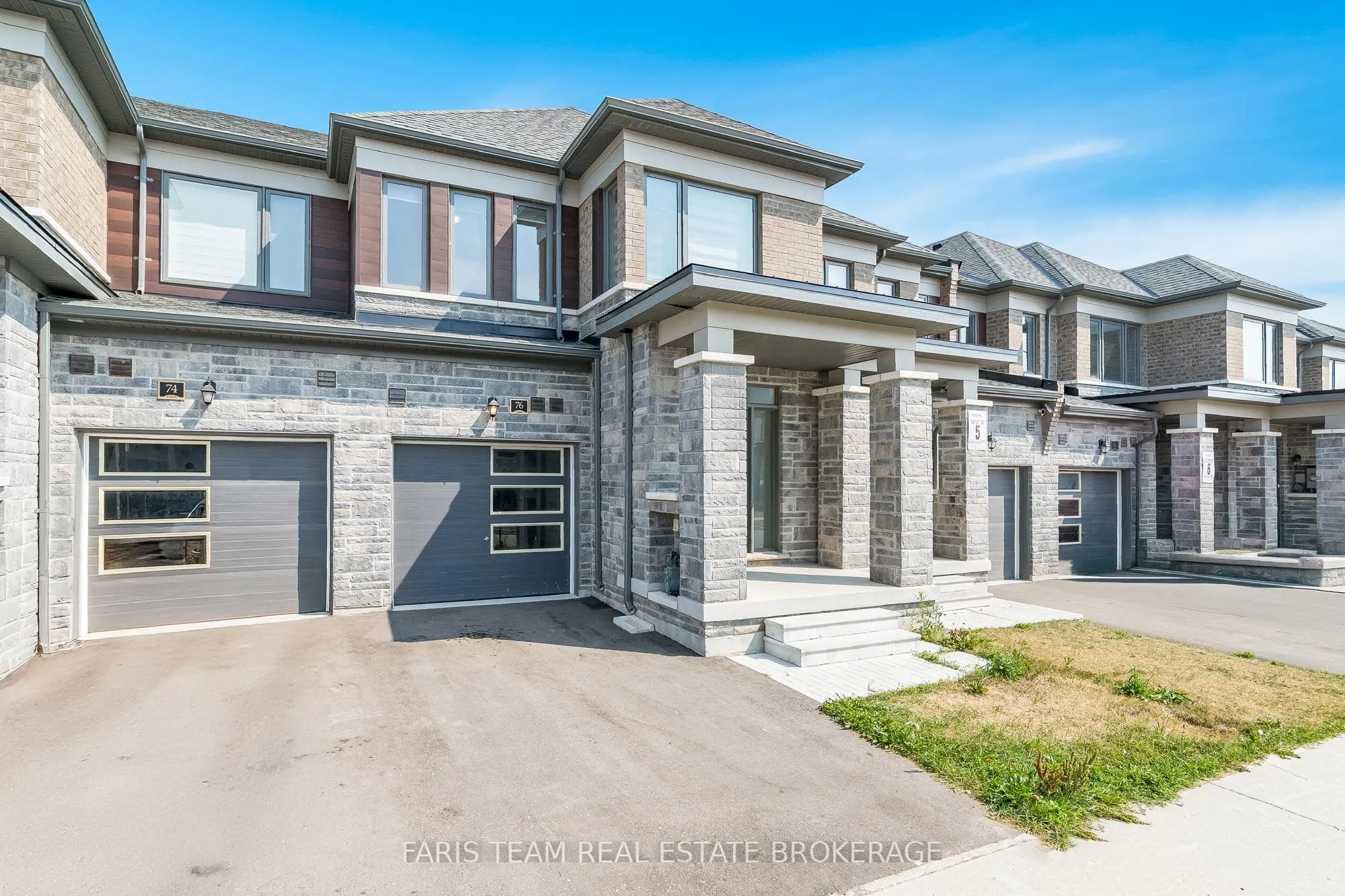 76 Valleybrook Road