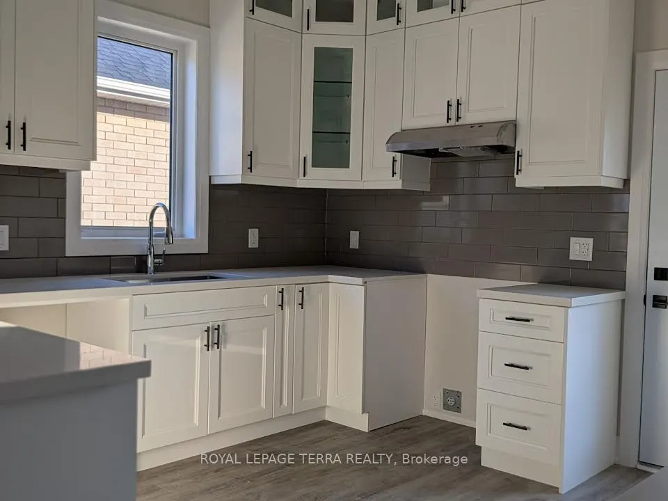 4 JOANNE Crescent S