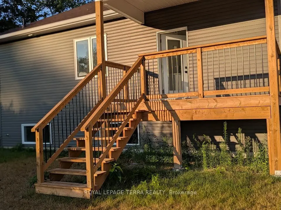 4 JOANNE Crescent S
