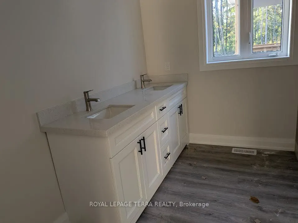 4 JOANNE Crescent S