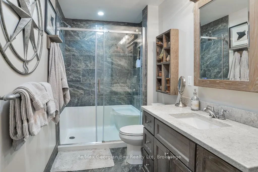 30 SUMAC Crescent