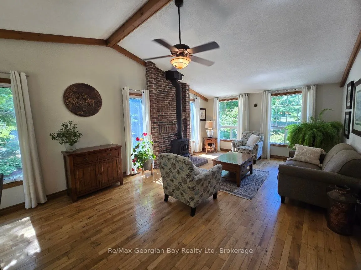 30 SUMAC Crescent