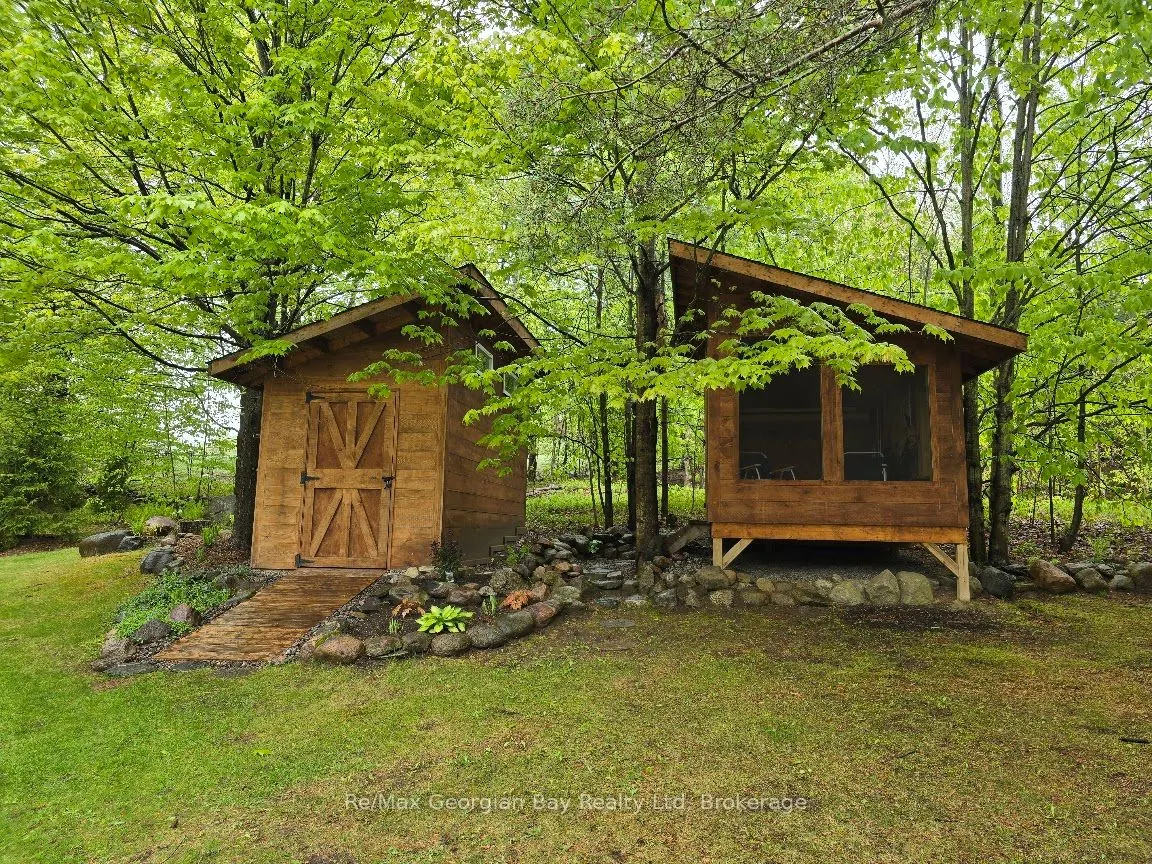 30 SUMAC Crescent
