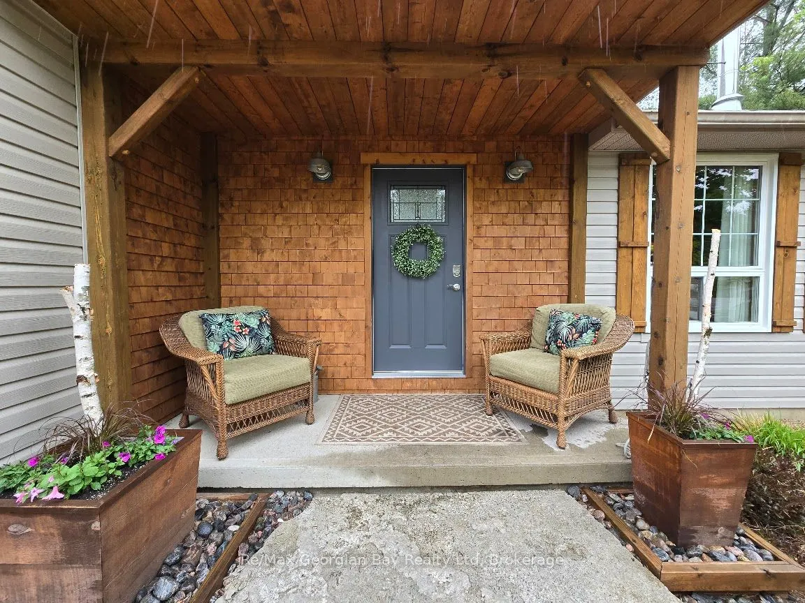 30 SUMAC Crescent