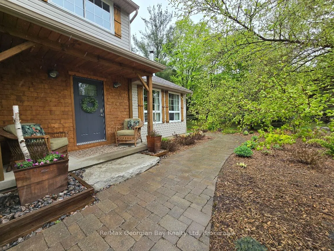 30 SUMAC Crescent