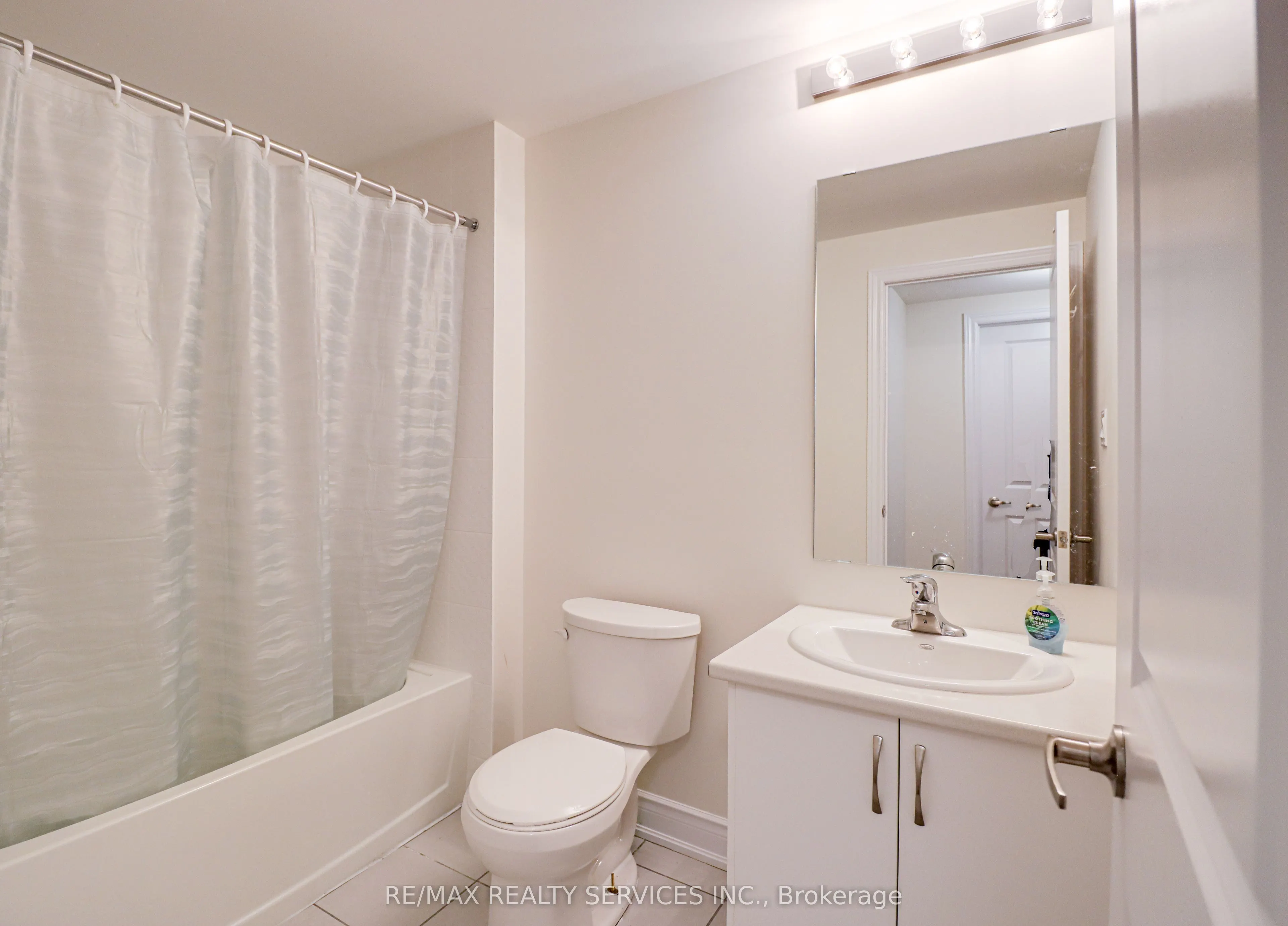 106 Nottingham Road, #Lower Level