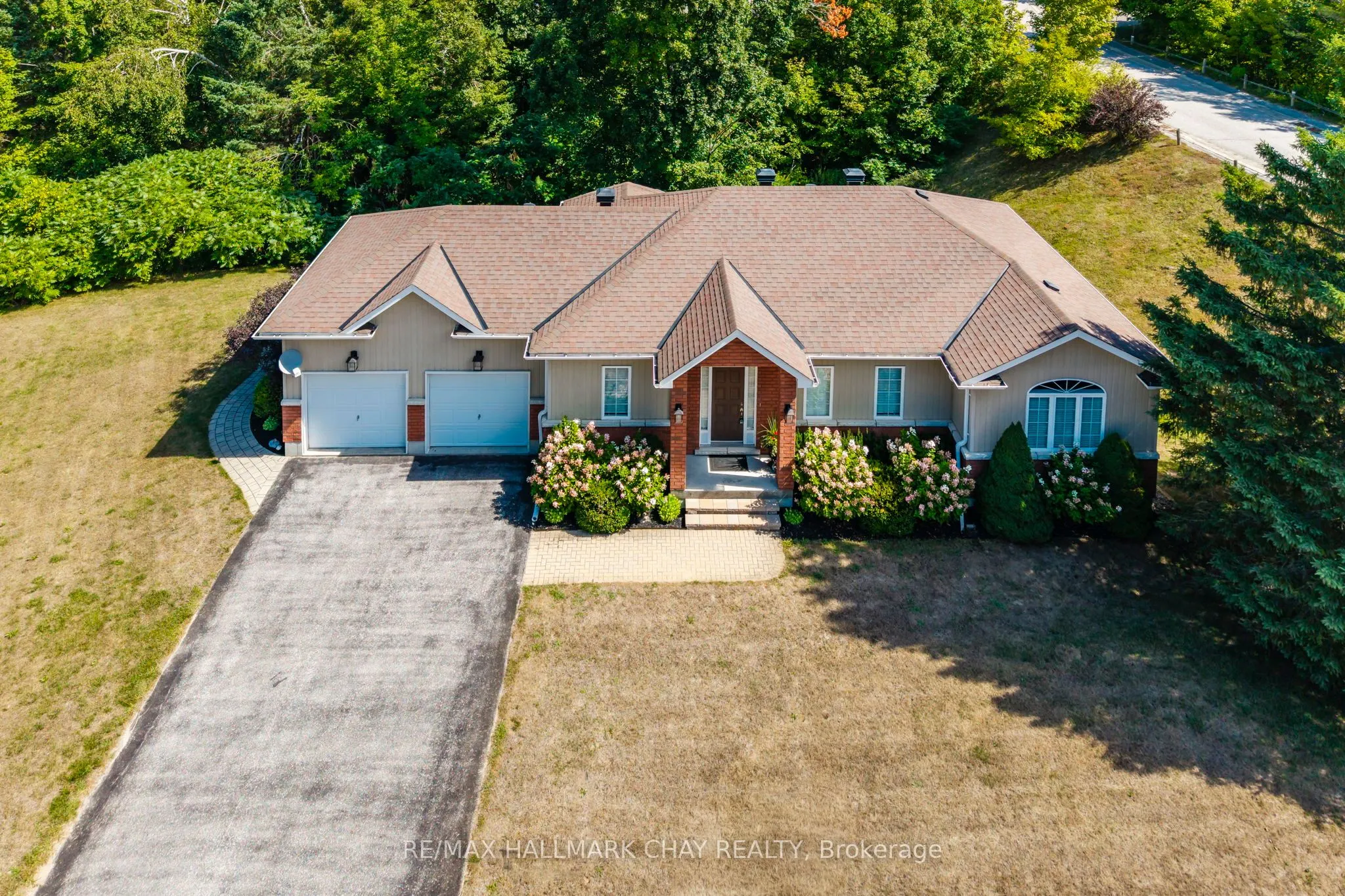 32 Valleycrest Drive
