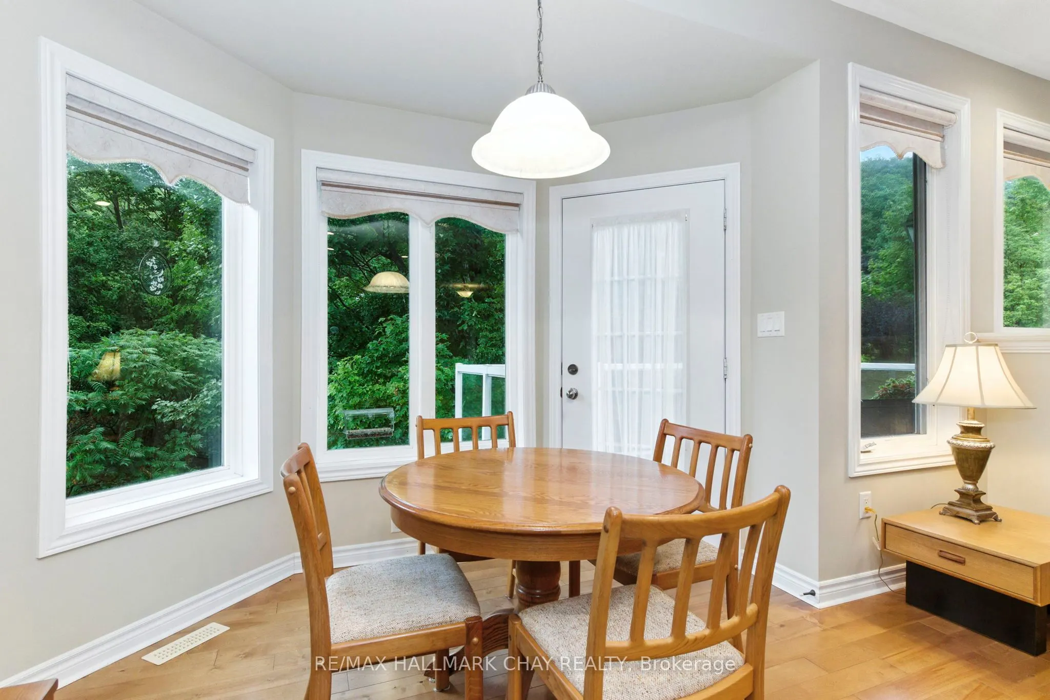 32 Valleycrest Drive