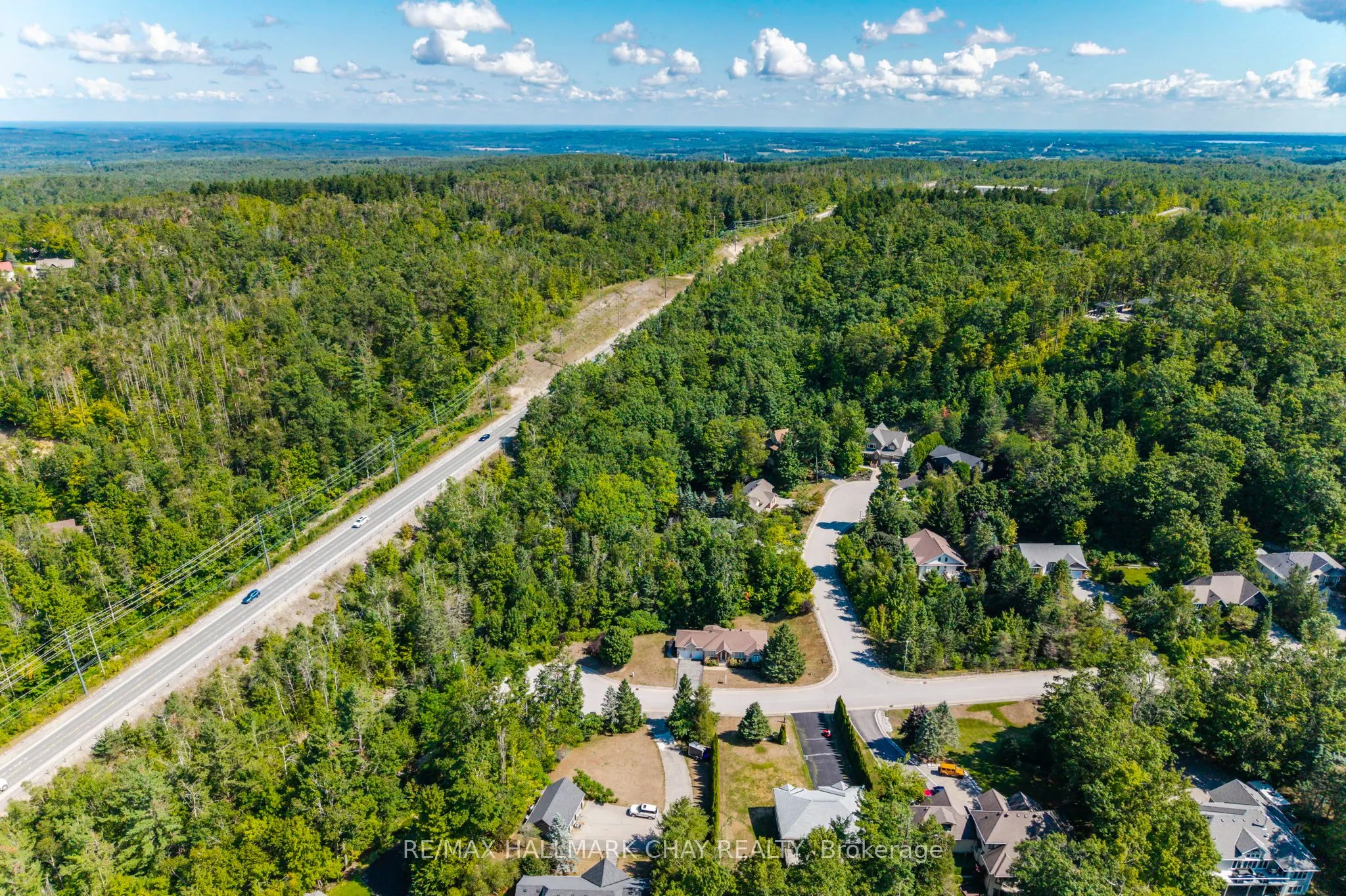 32 Valleycrest Drive