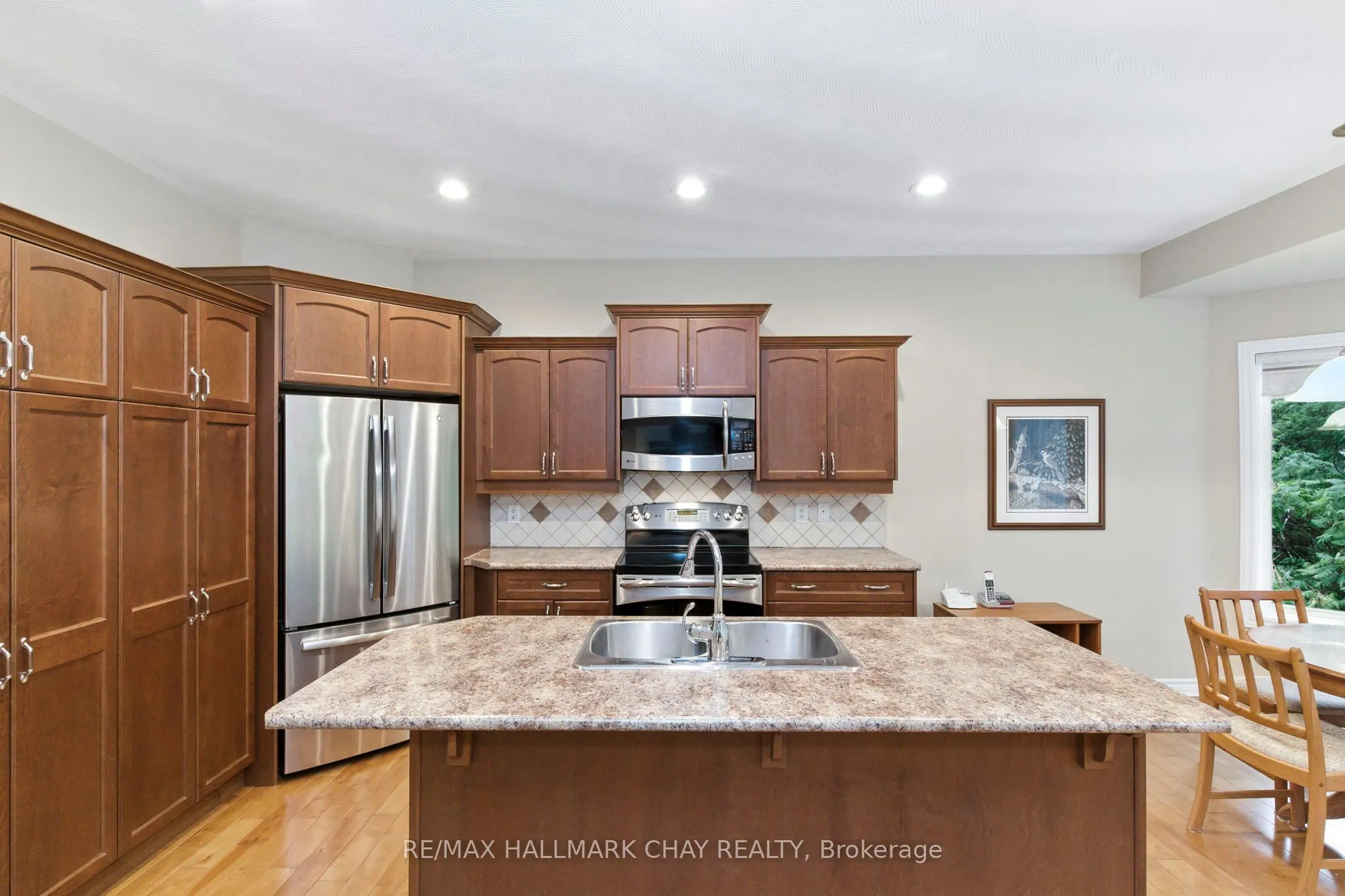 32 Valleycrest Drive