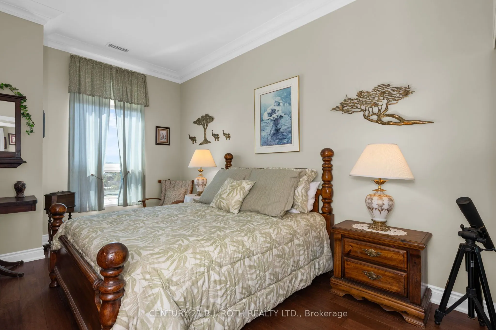 37 Ellen Street, #PH09