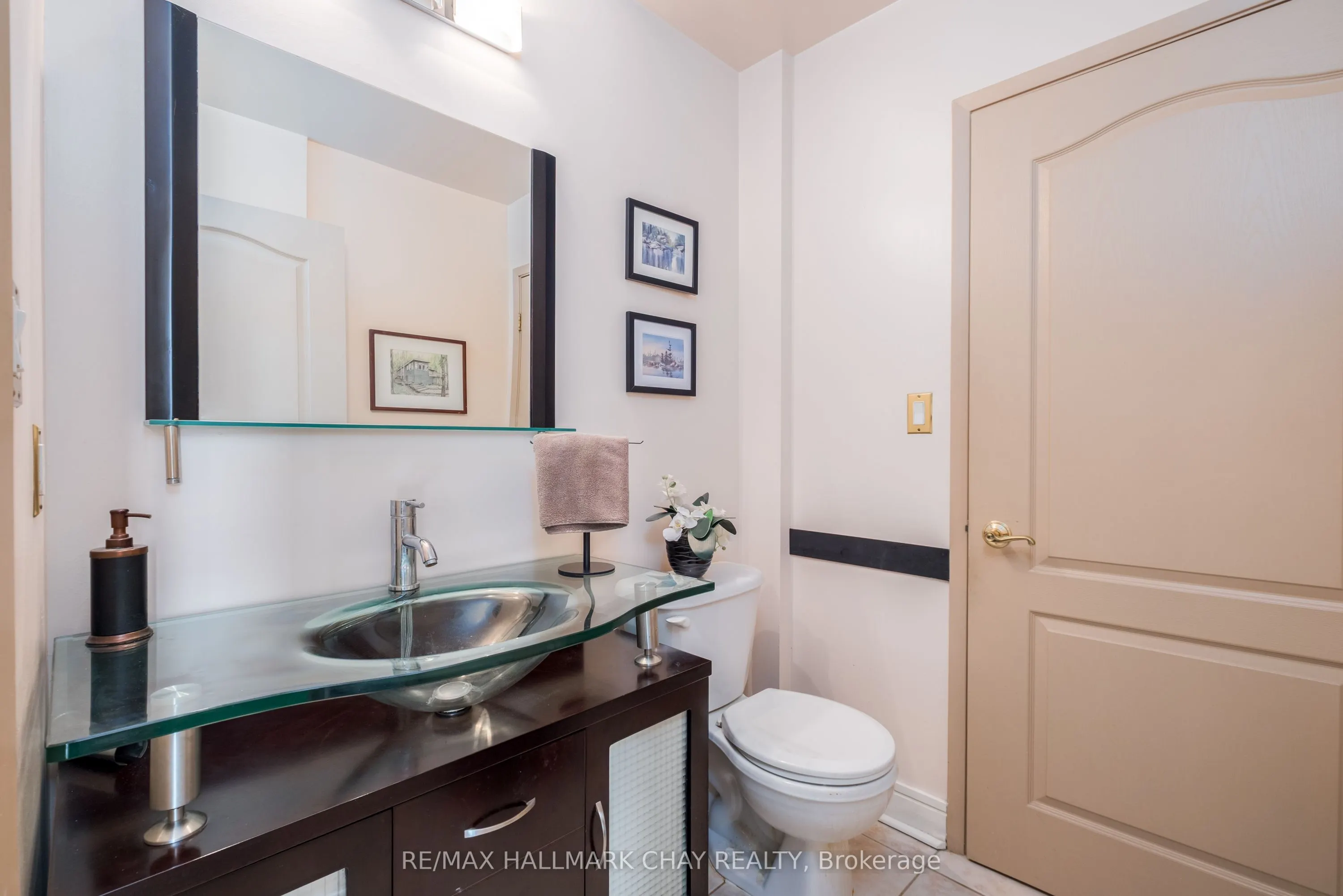 2 Toronto Street, #310