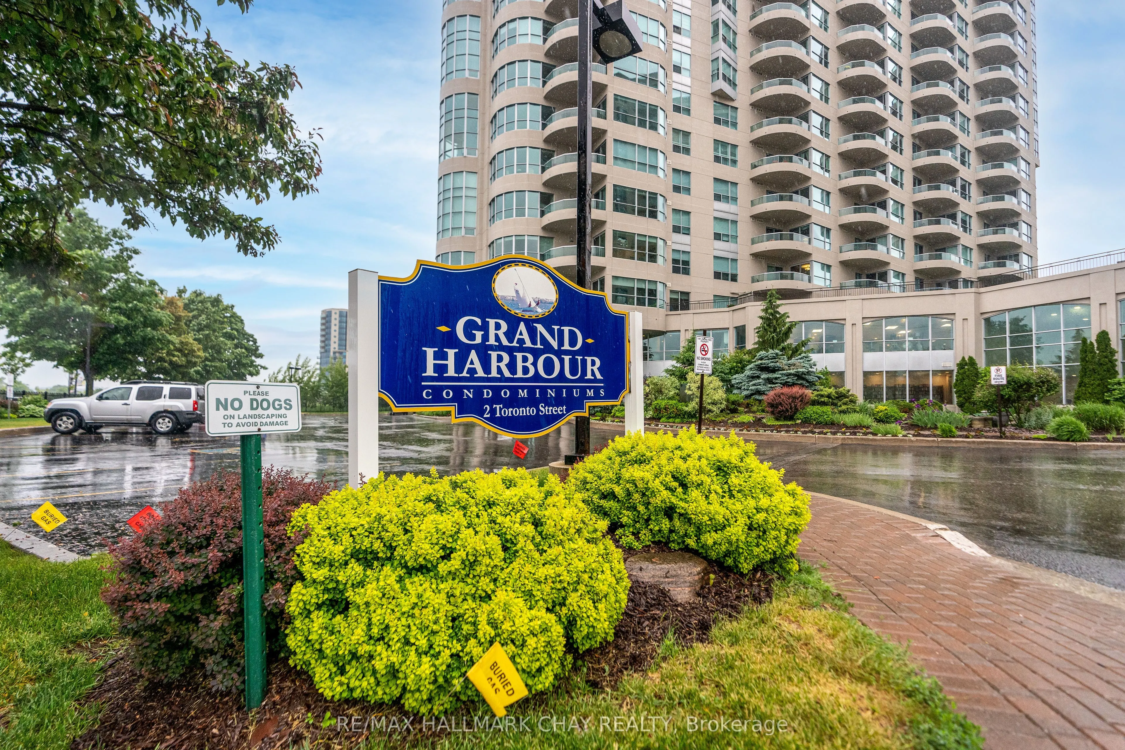 2 Toronto Street, #310