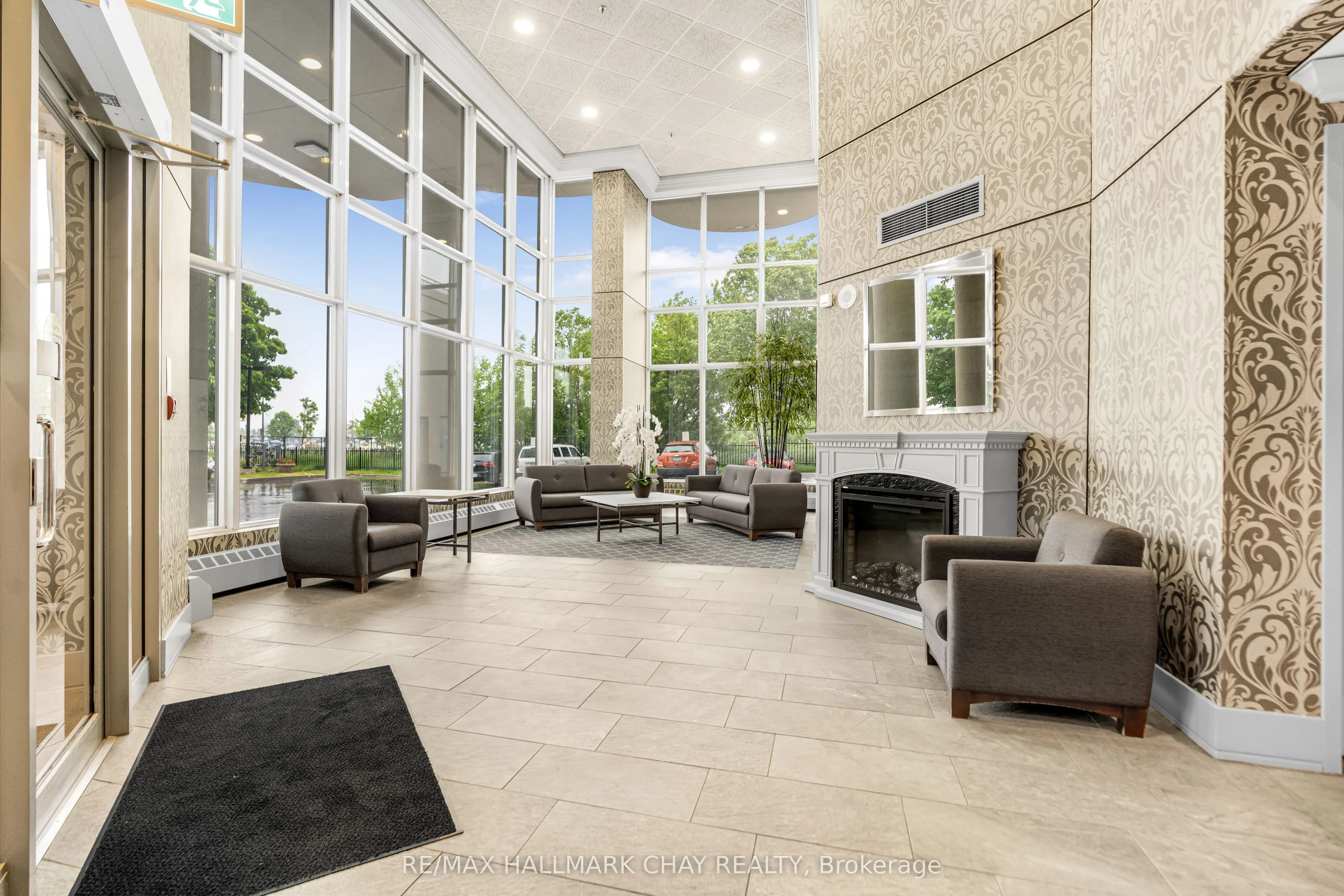 2 Toronto Street, #310