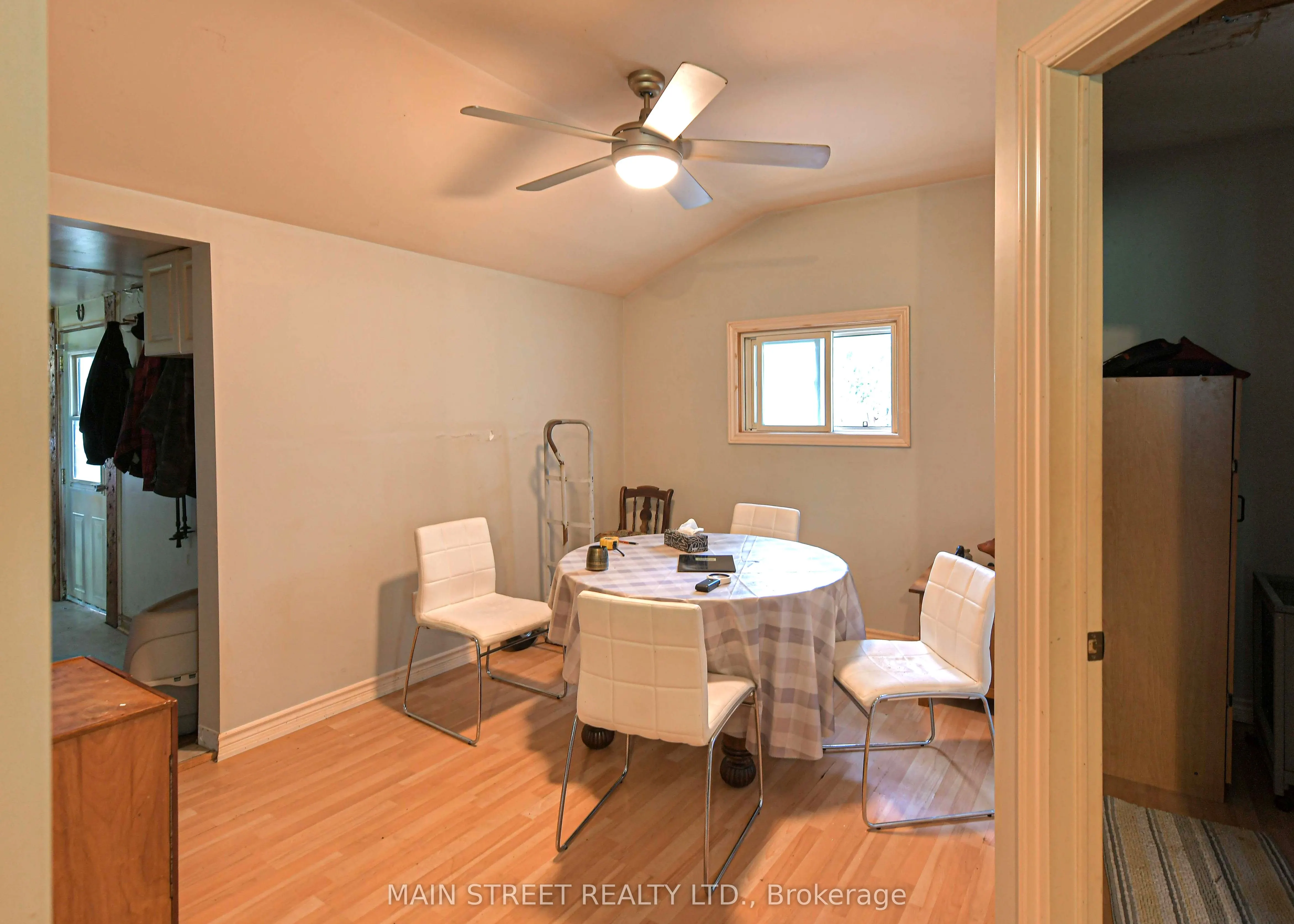 6583 Pioneer Village Lane
