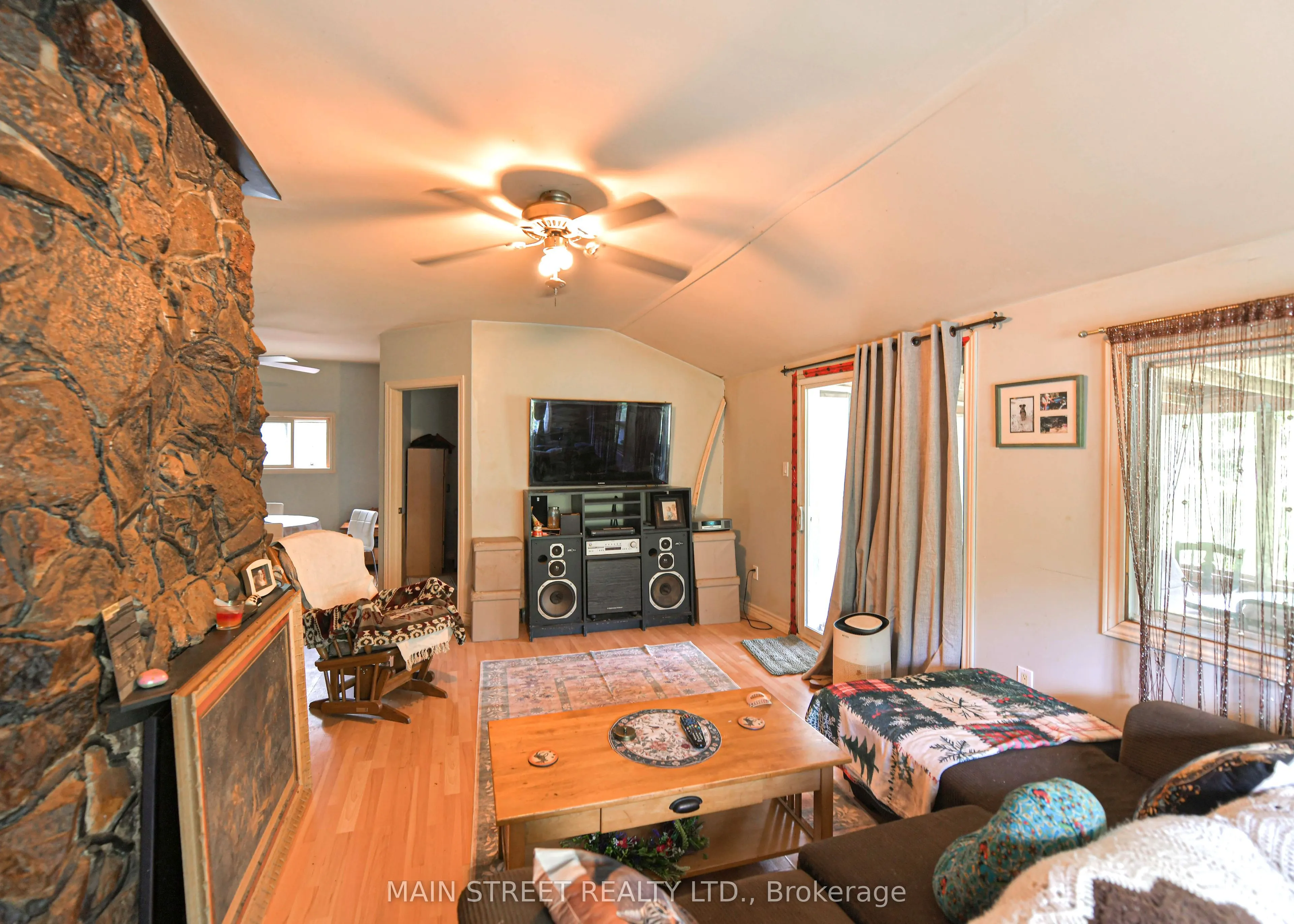 6583 Pioneer Village Lane