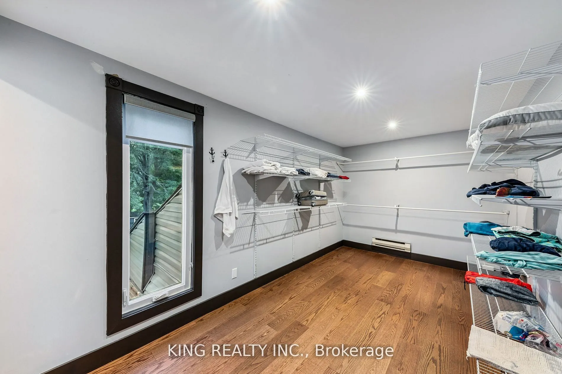 602 CHAMPLAIN Road