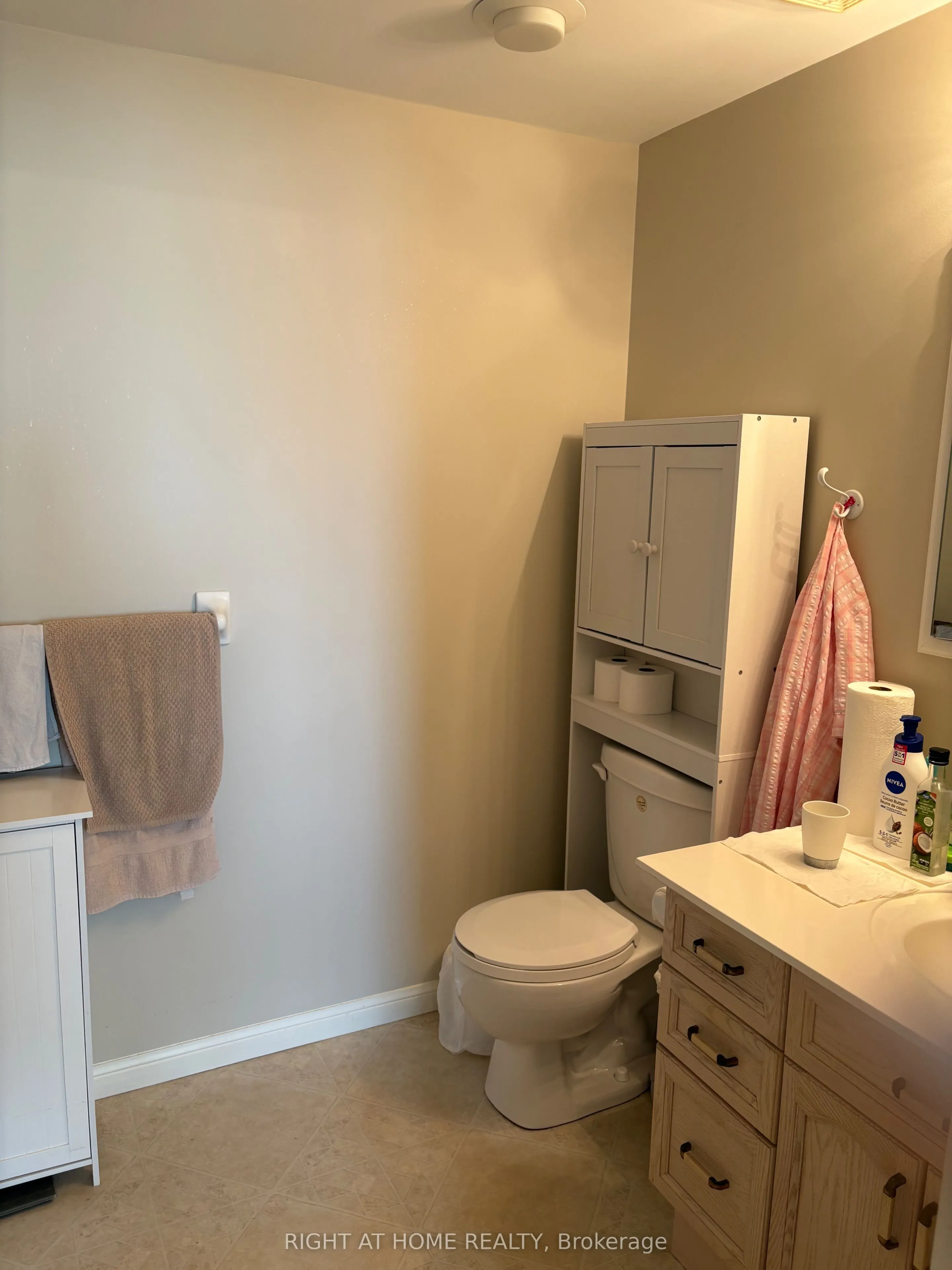 90 Dean Avenue, #205