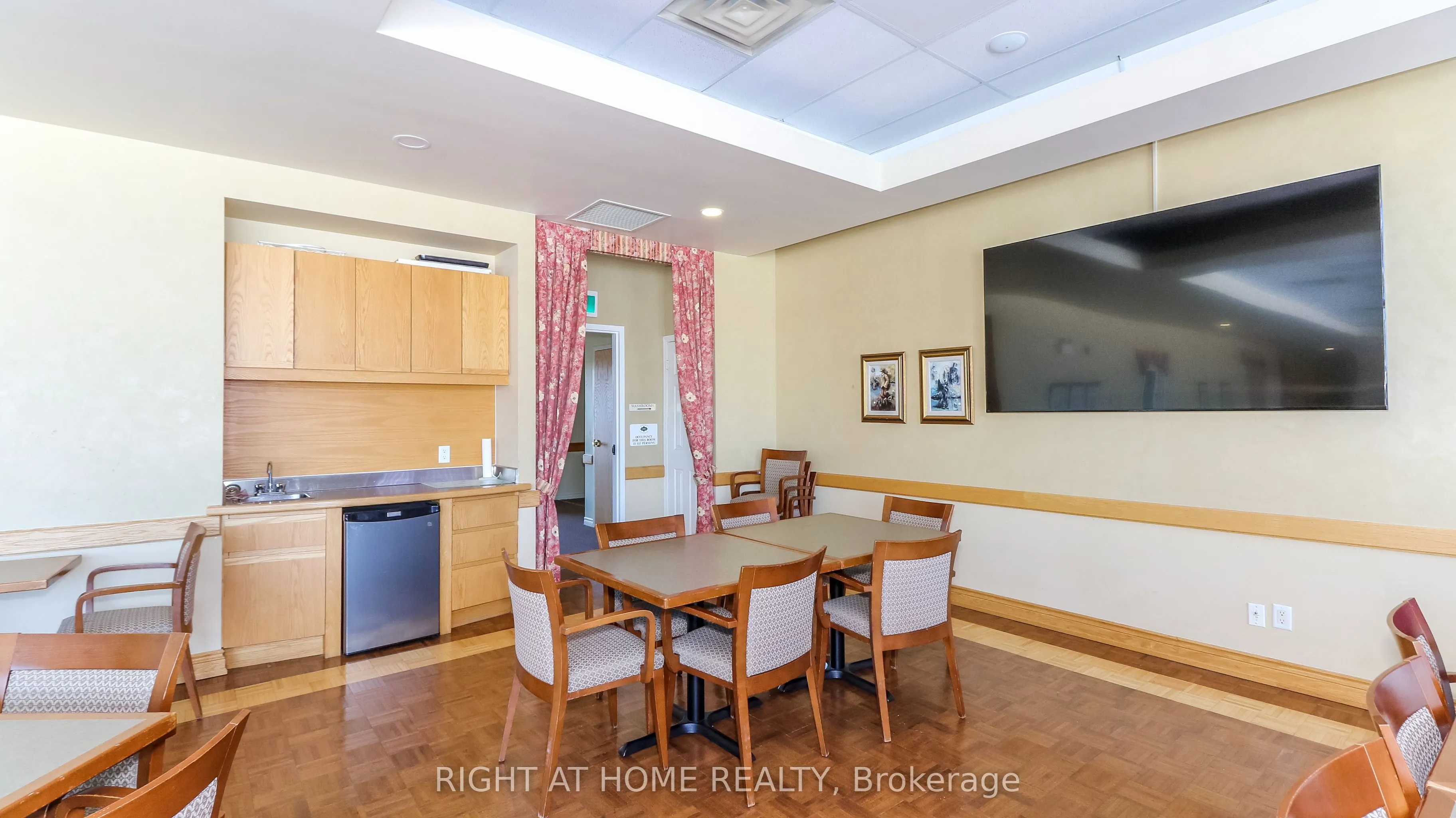 90 Dean Avenue, #205