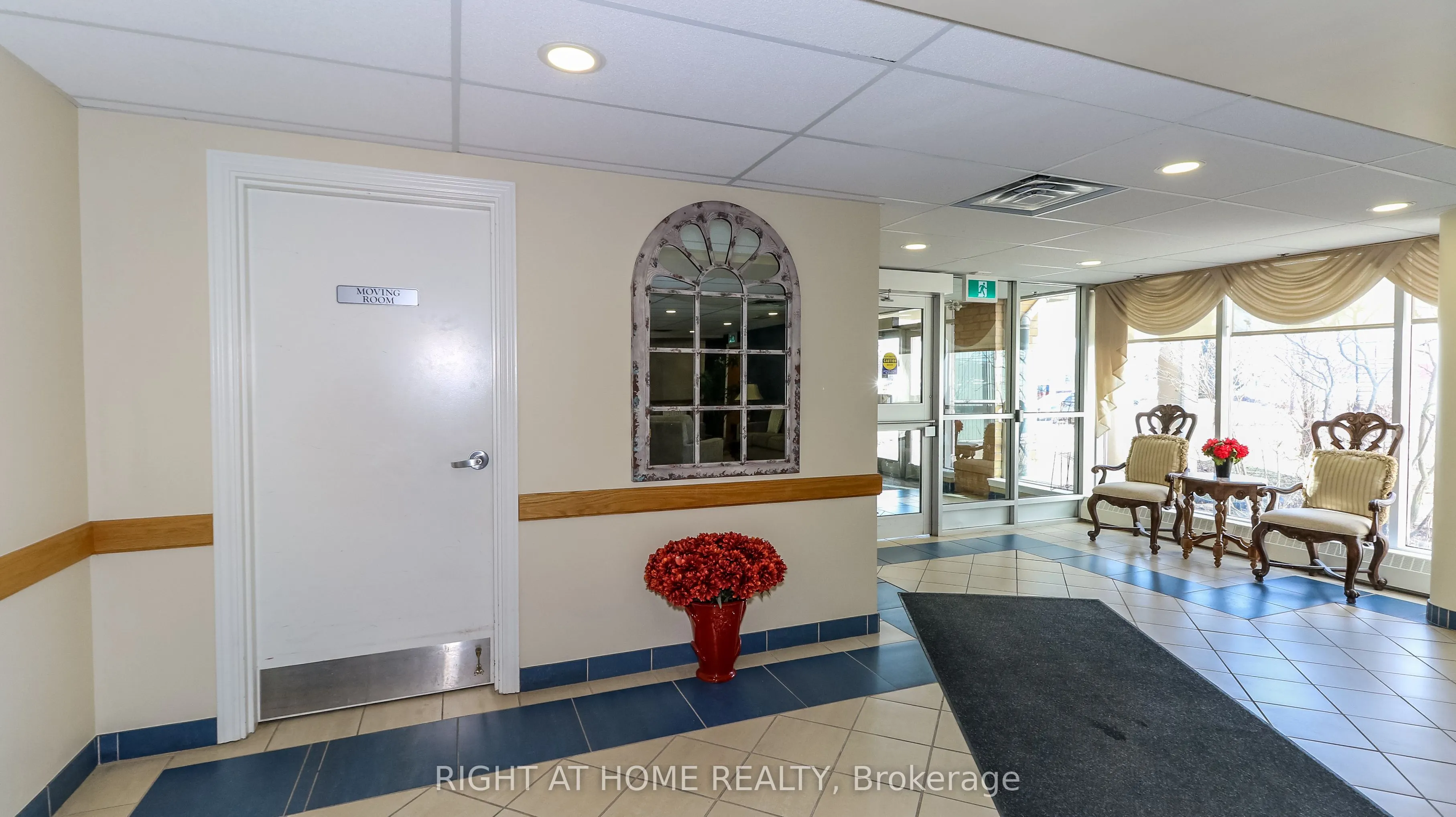 90 Dean Avenue, #205