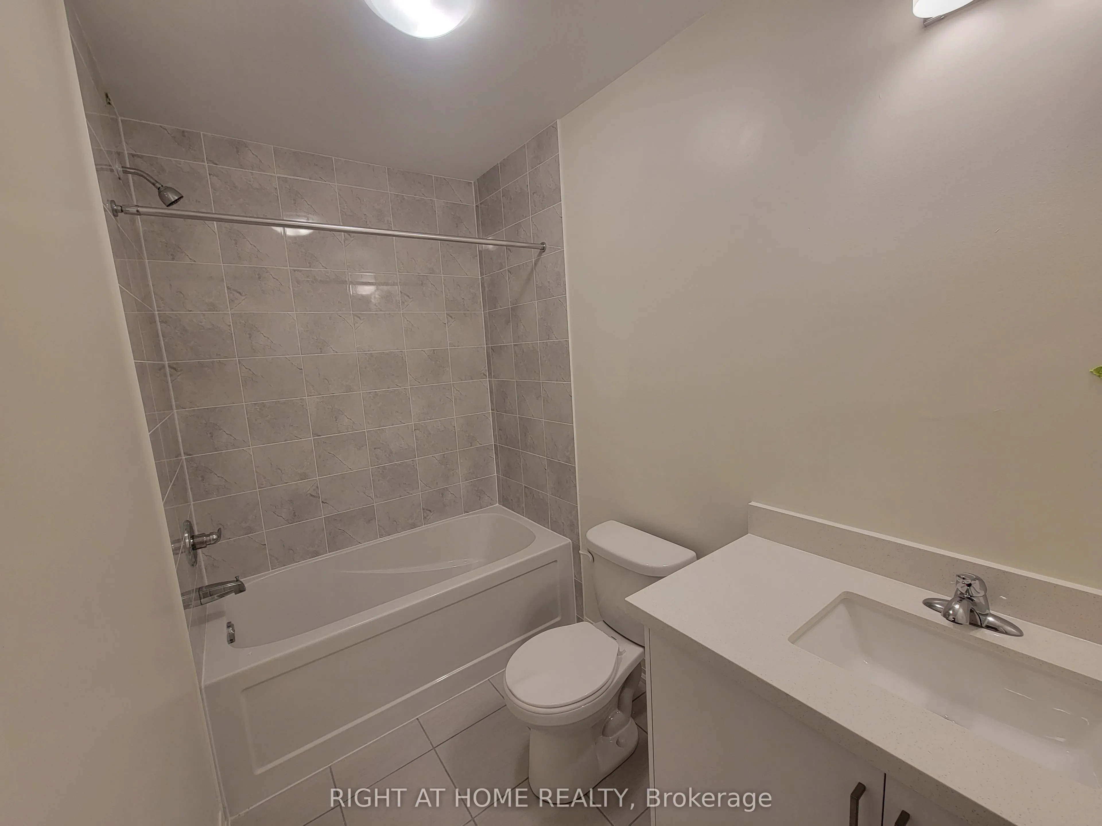 24 Lahey Crescent