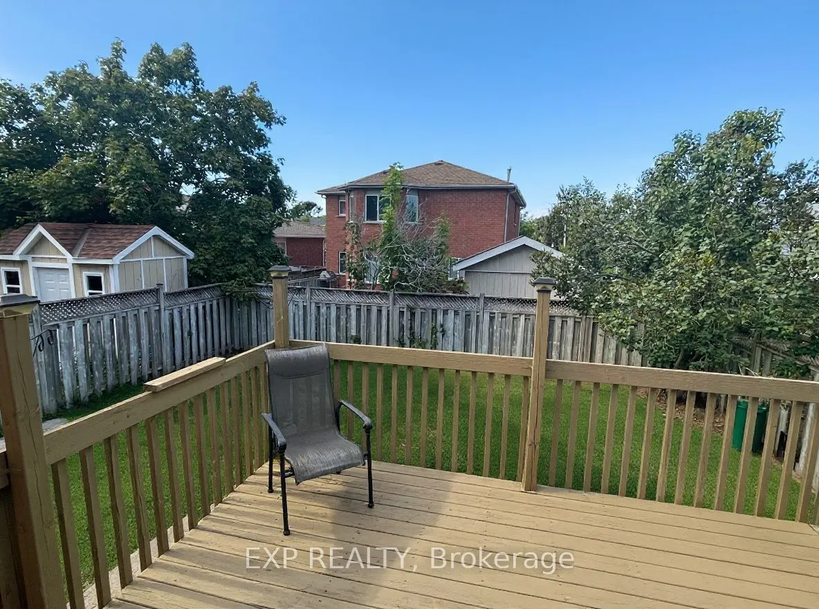 16 Lucas Avenue, #UPPER