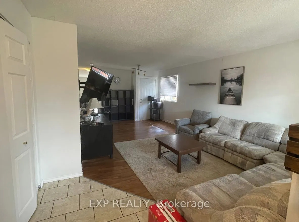 16 Lucas Avenue, #UPPER