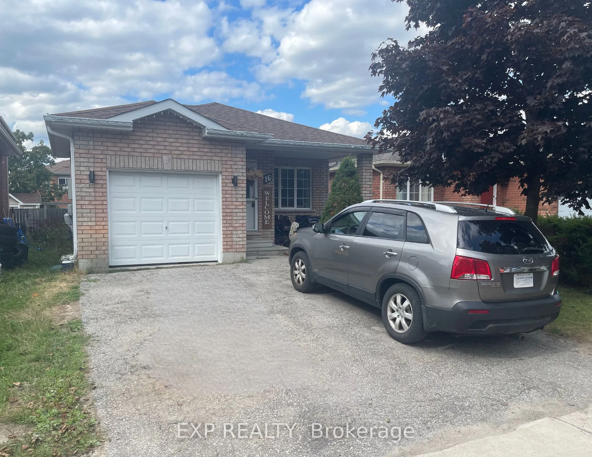 16 Lucas Avenue, #UPPER