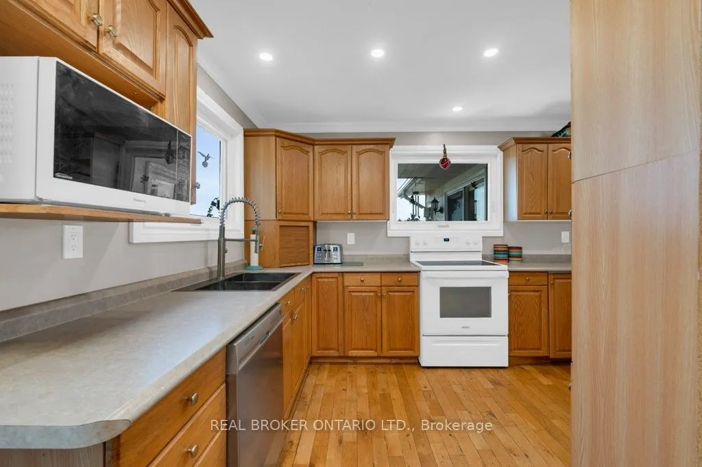 1909 Woods Bay Road