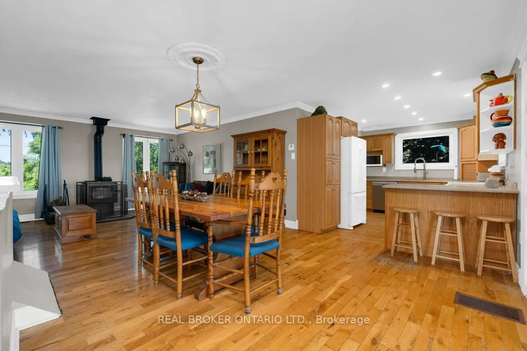 1909 Woods Bay Road