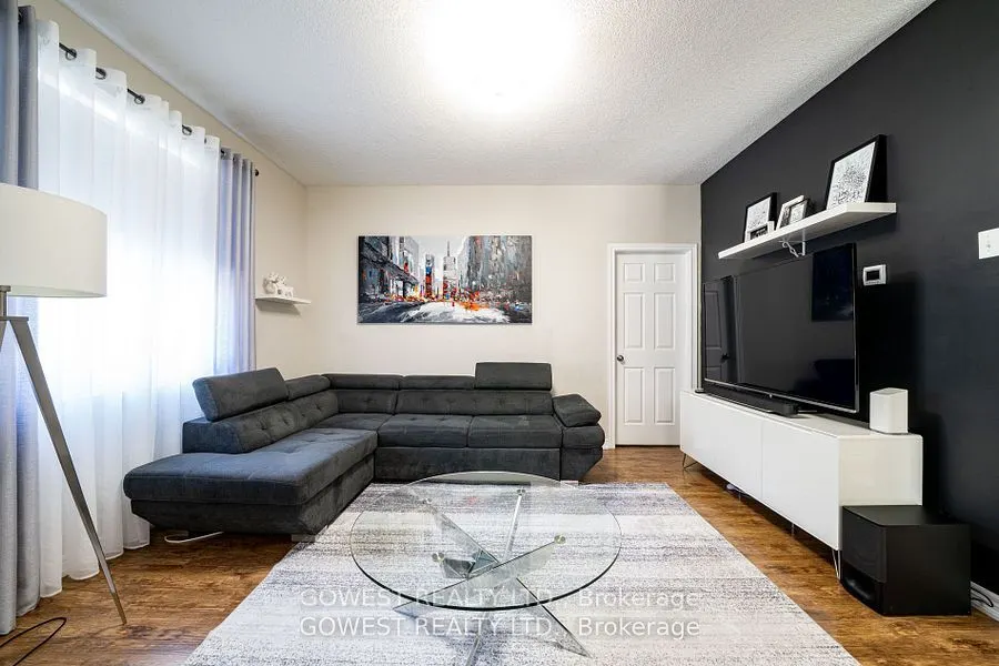 5 55TH Street S