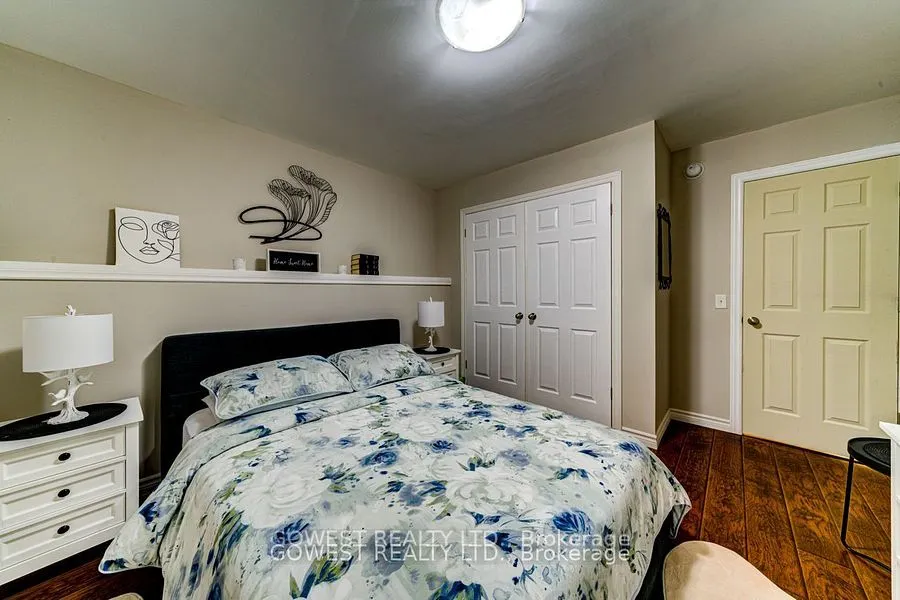5 55TH Street S