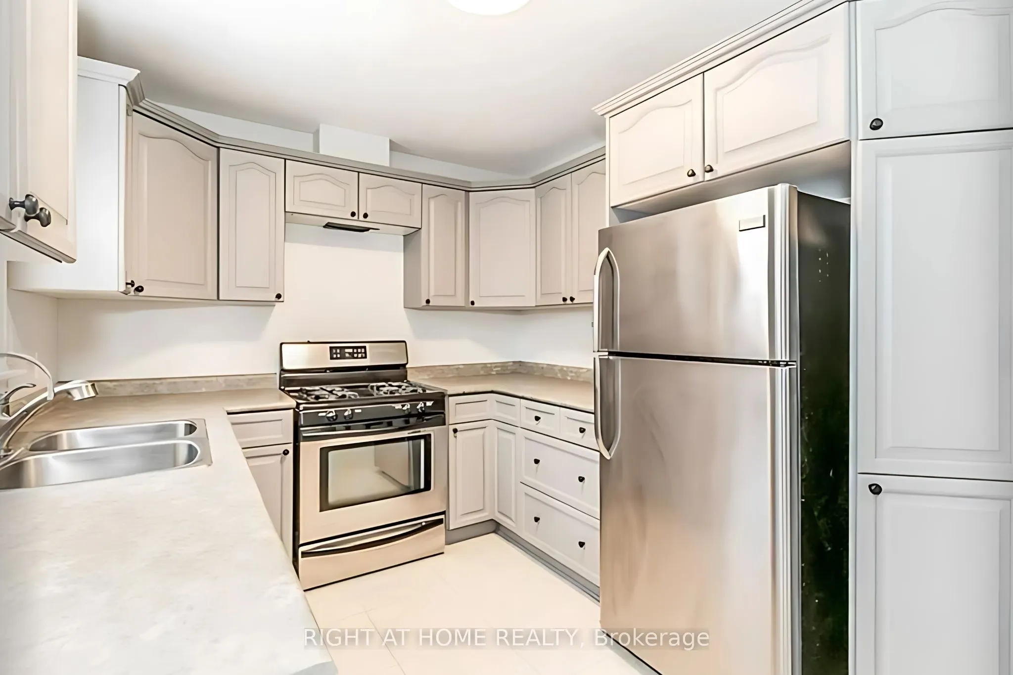5 Shannon Street, #Upper