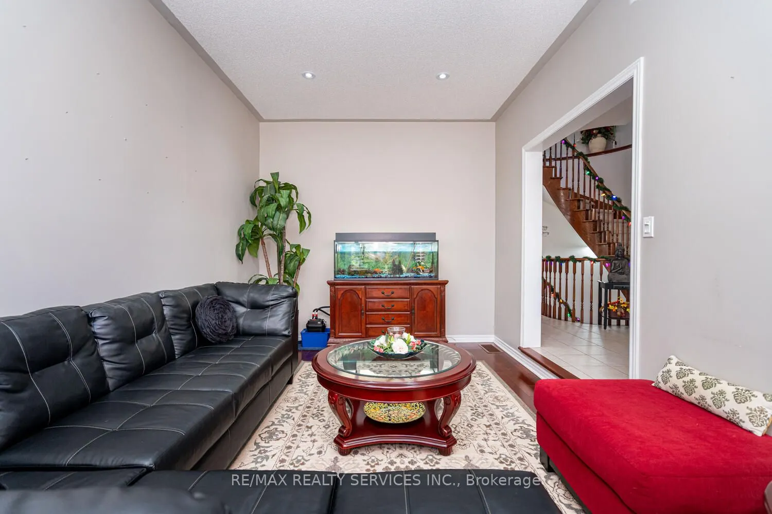 22 Sovereign's Gate