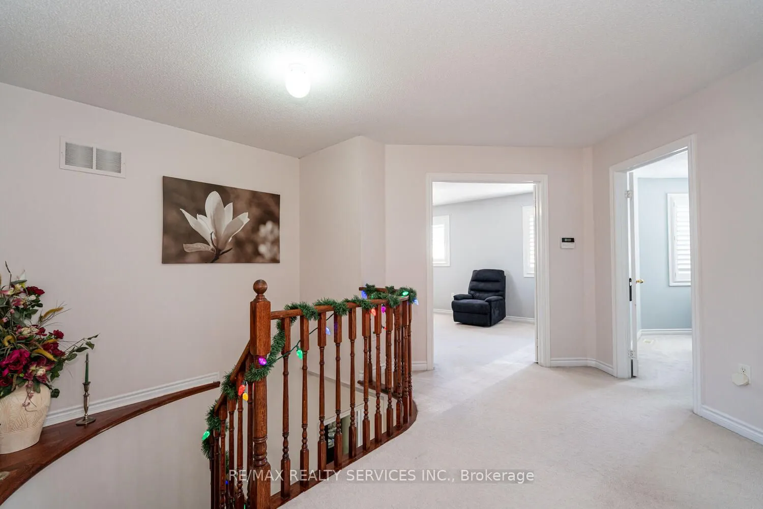 22 Sovereign's Gate