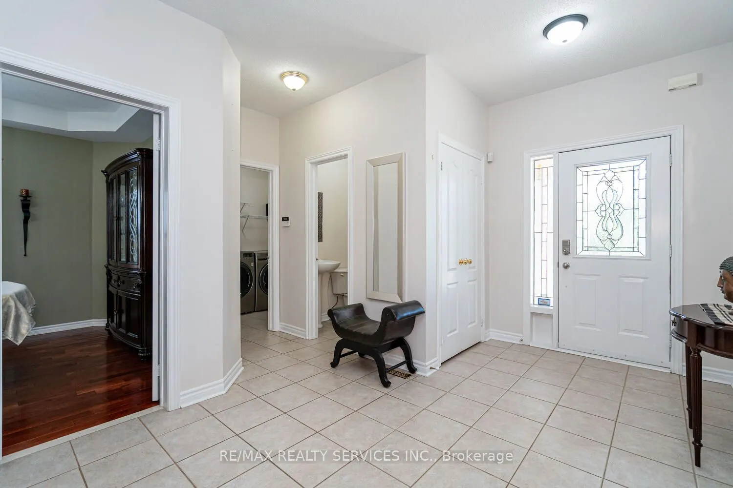 22 Sovereign's Gate