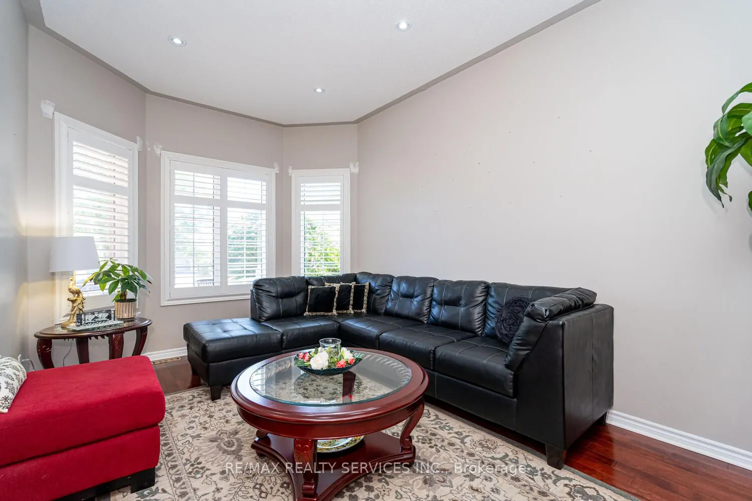 22 Sovereign's Gate