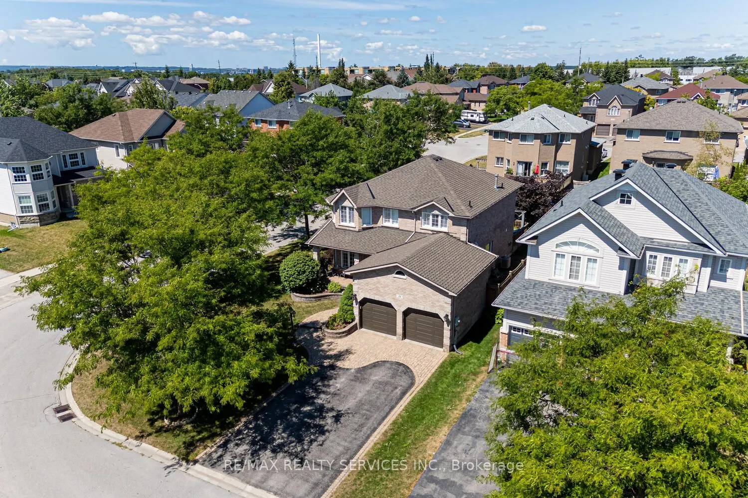 22 Sovereign's Gate