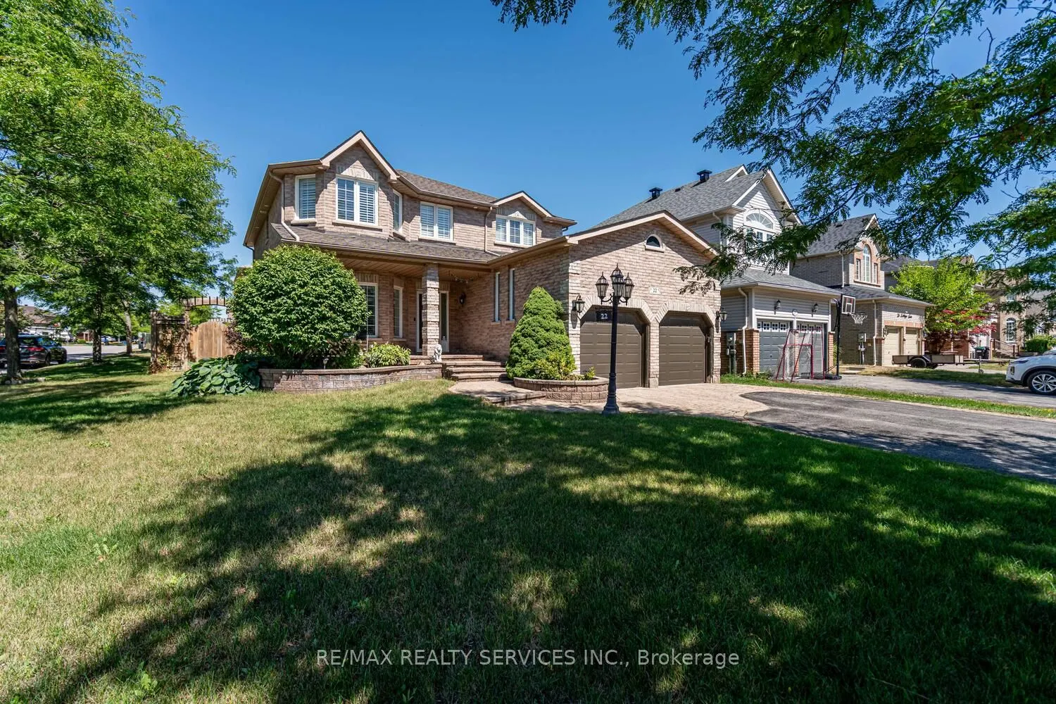 22 Sovereign's Gate