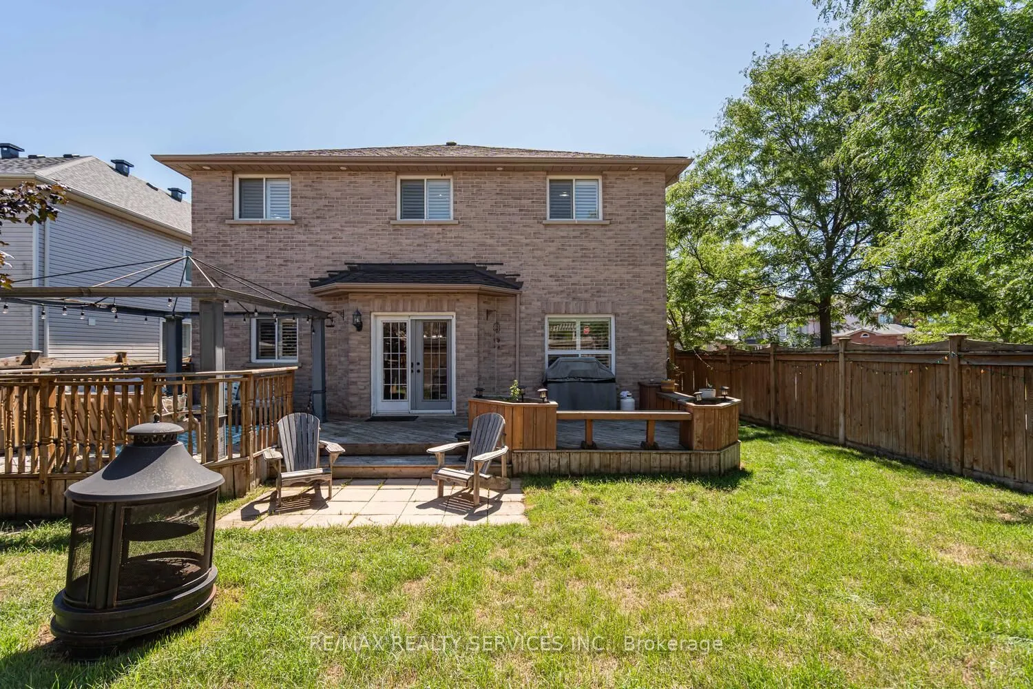 22 Sovereign's Gate
